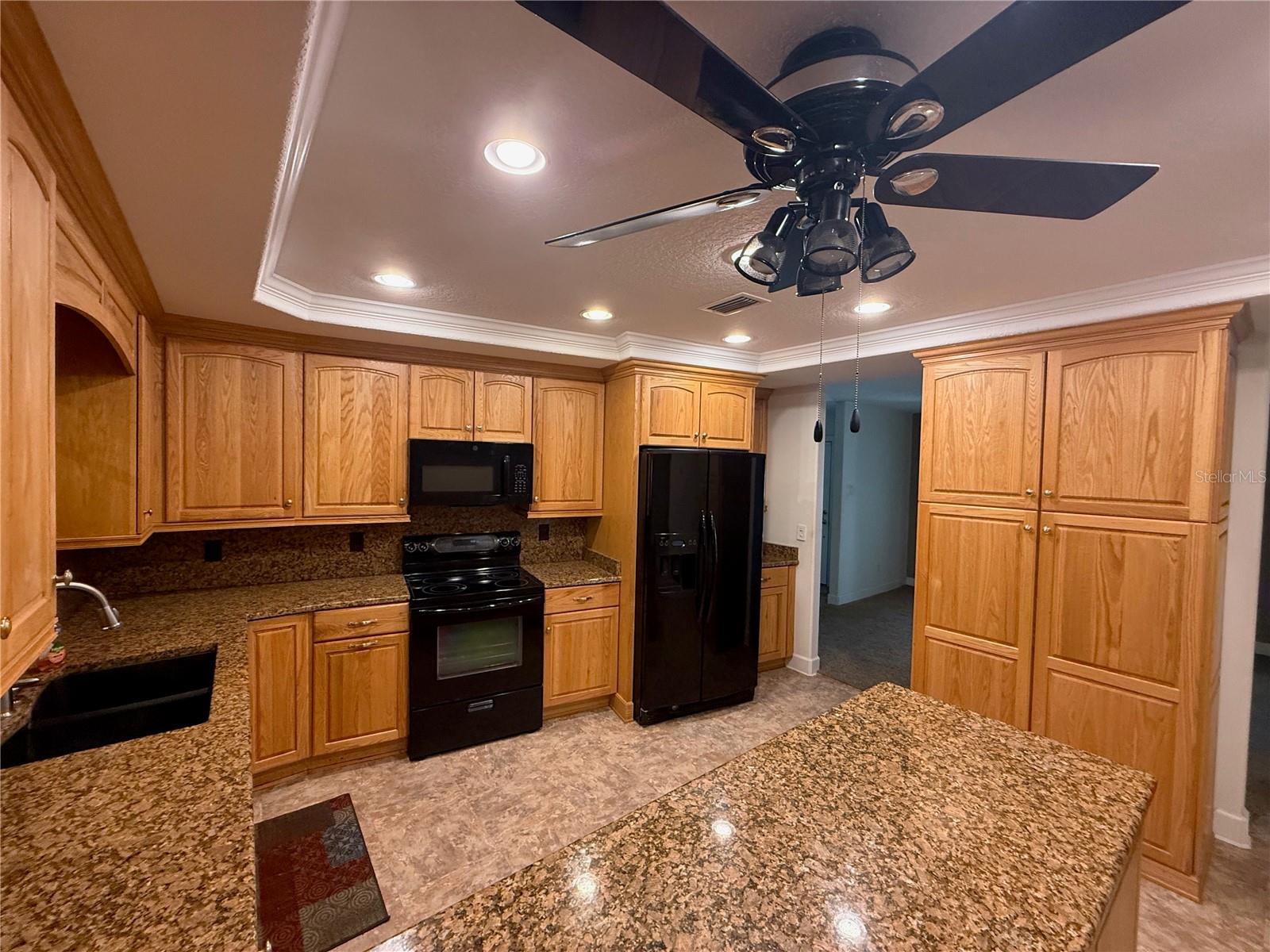 Image 7 of 69 For 603 Royan Way