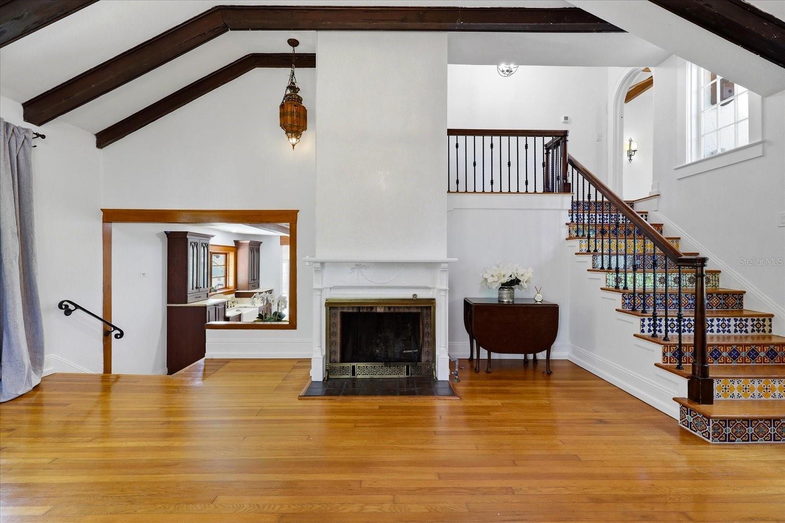 Image 11 of 54 For 1529 Maple Street