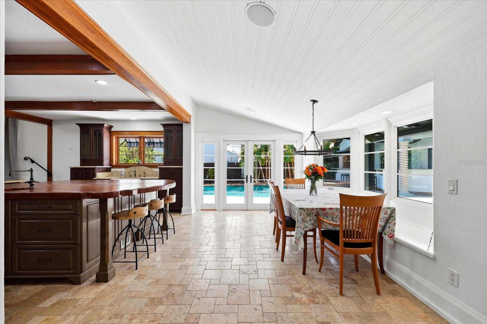 Image 18 of 54 For 1529 Maple Street