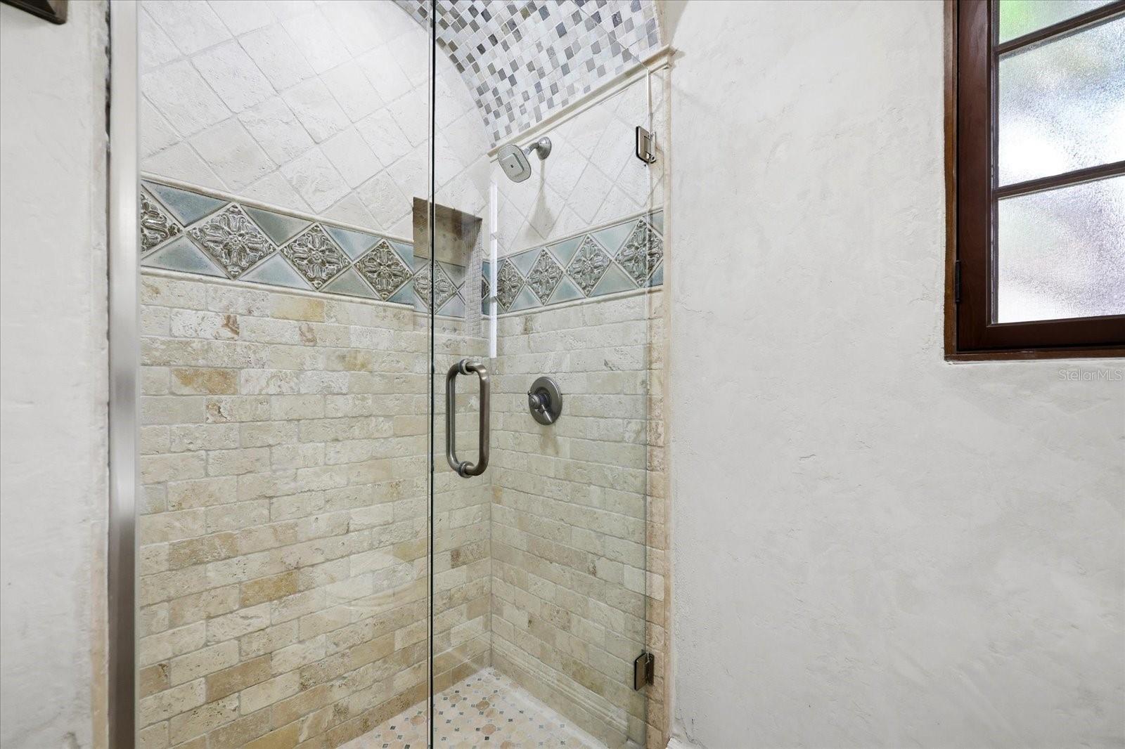 Image 24 of 54 For 1529 Maple Street