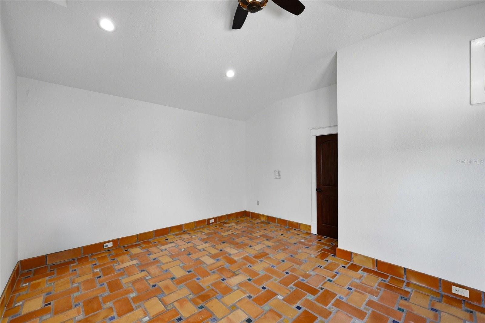 Image 39 of 54 For 1529 Maple Street