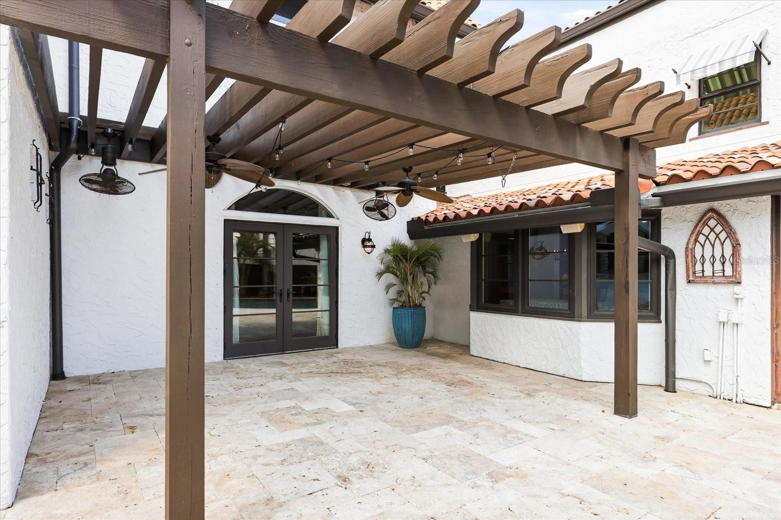 Image 41 of 54 For 1529 Maple Street