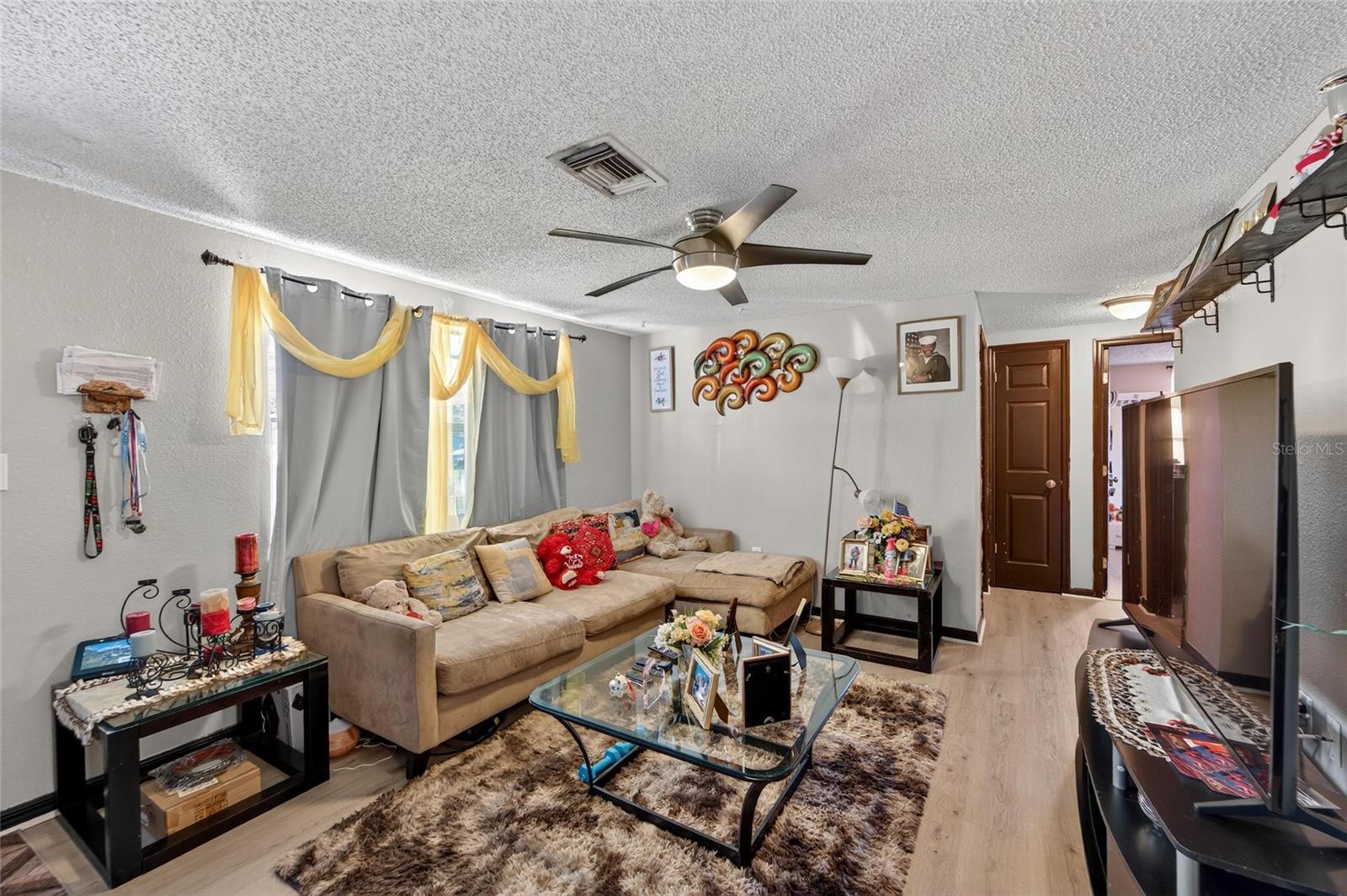 Image 5 of 57 For 15821 Adobe Drive