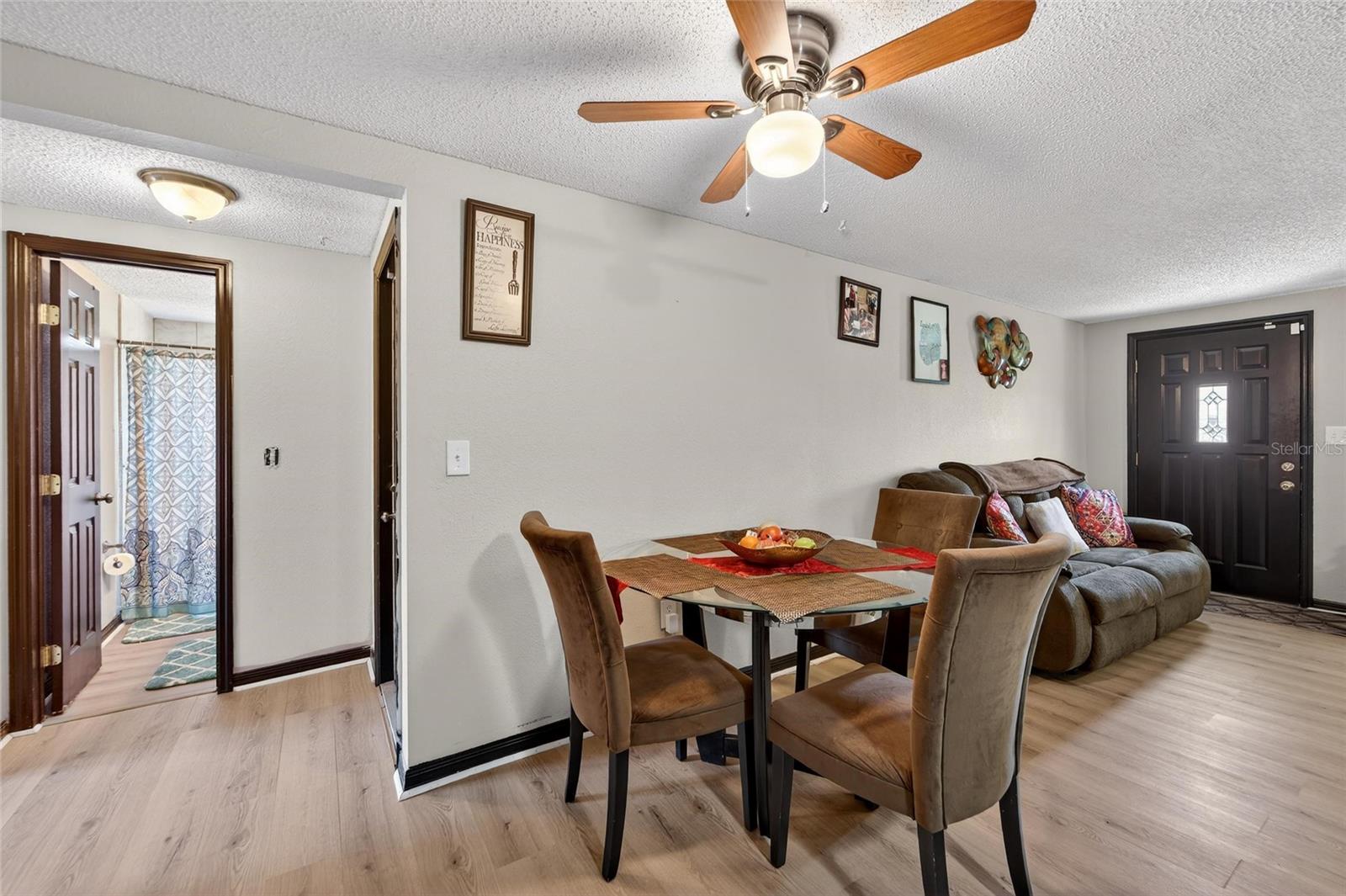 Image 8 of 57 For 15821 Adobe Drive