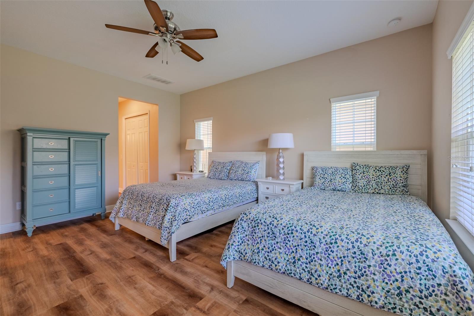 Image 23 of 59 For 5927 Jasper Glen Drive