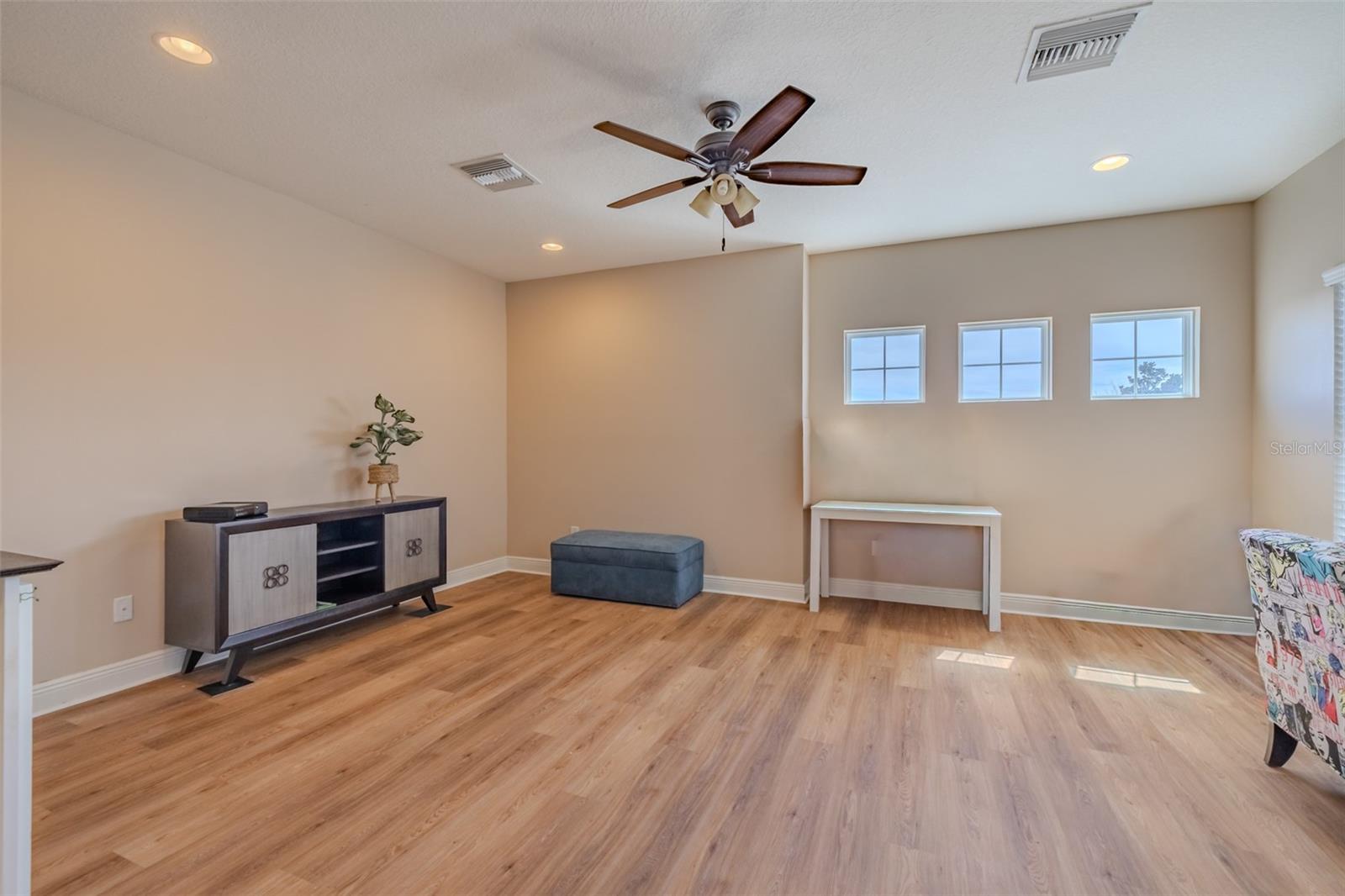 Image 36 of 59 For 5927 Jasper Glen Drive