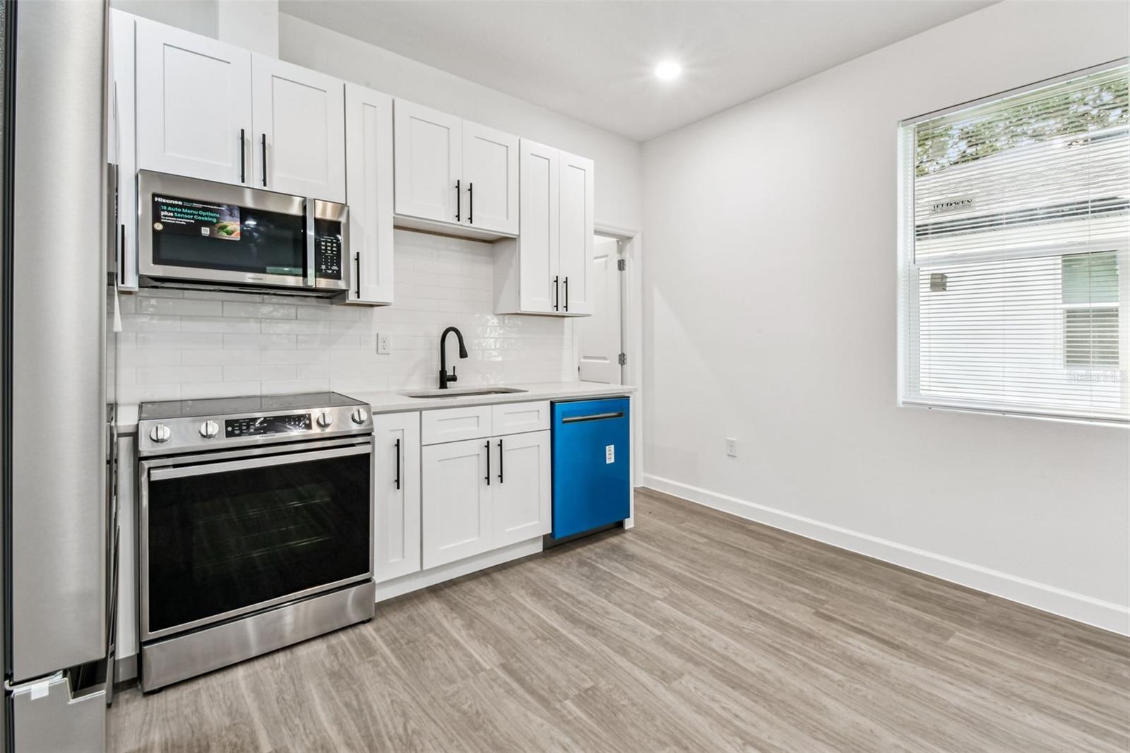 Image 7 of 18 For 14771 30th Street