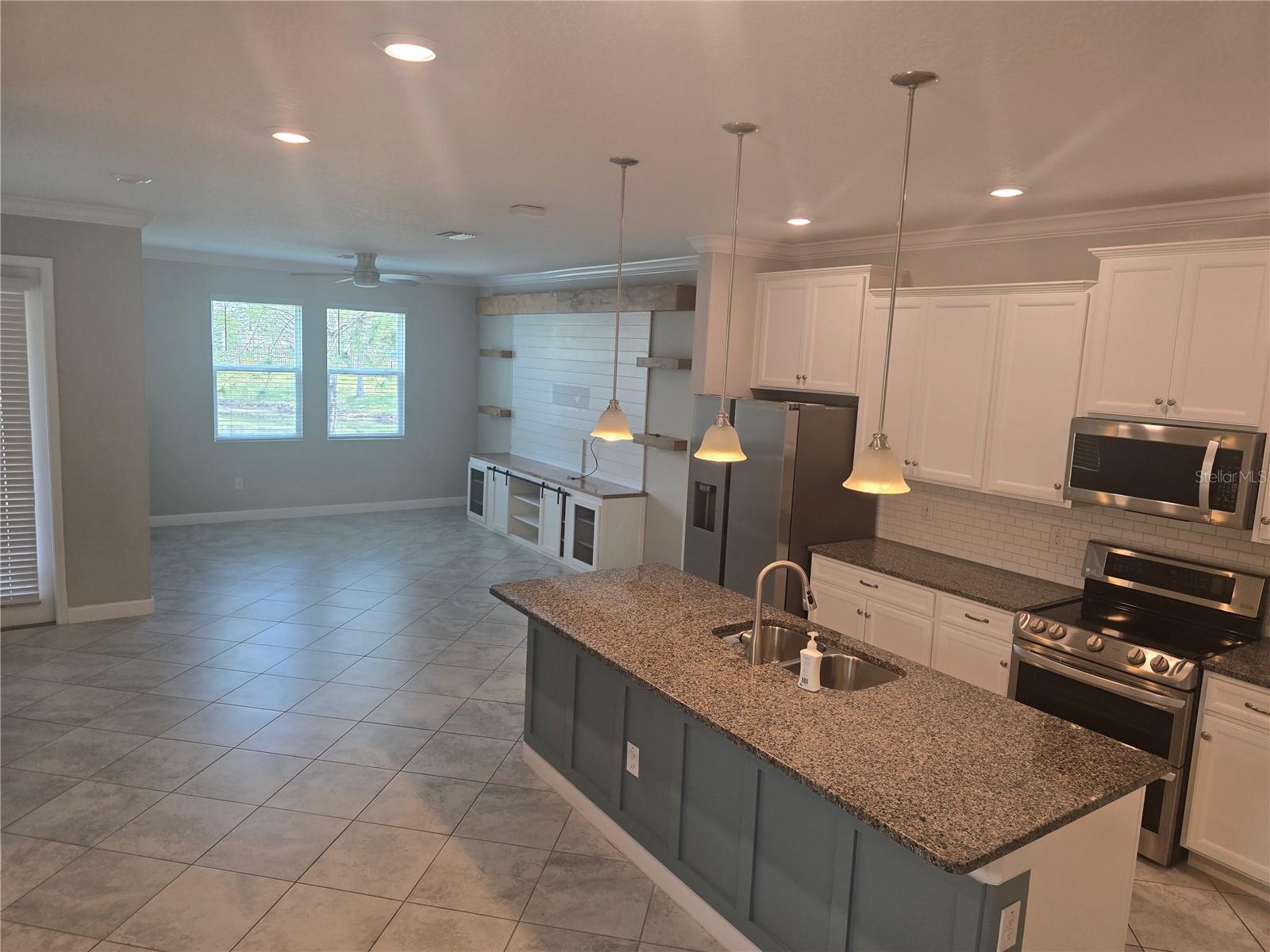 Image 21 of 27 For 18650 Noble Caspian Drive