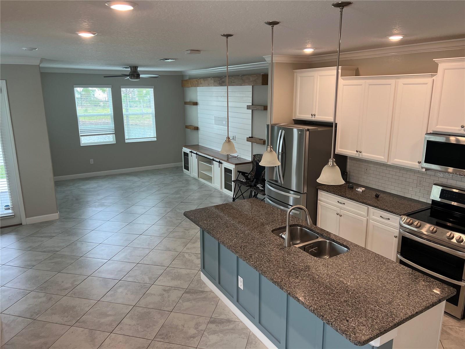 Image 5 of 27 For 18650 Noble Caspian Drive