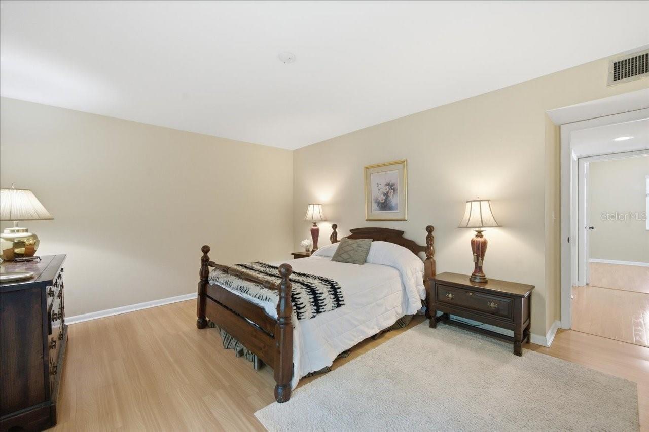 Image 18 of 38 For 10603 Carrollbrook Way 10603