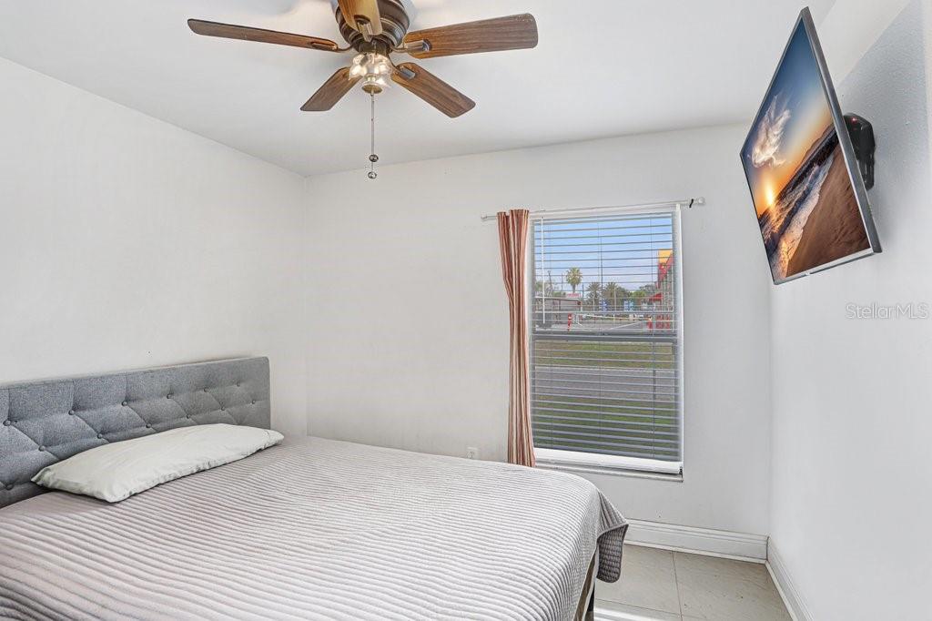 Image 8 of 16 For 6923 Himes Avenue