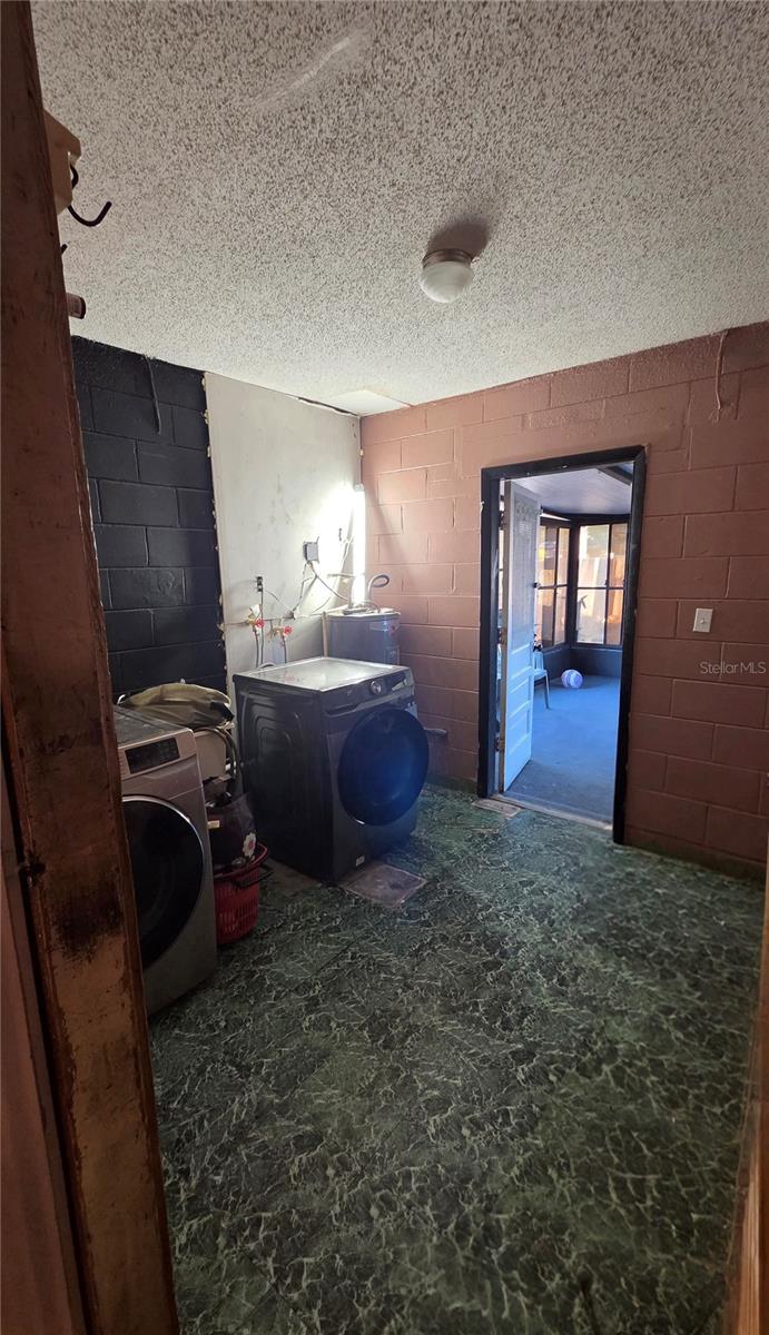 Image 12 of 16 For 3506 Darlington Drive