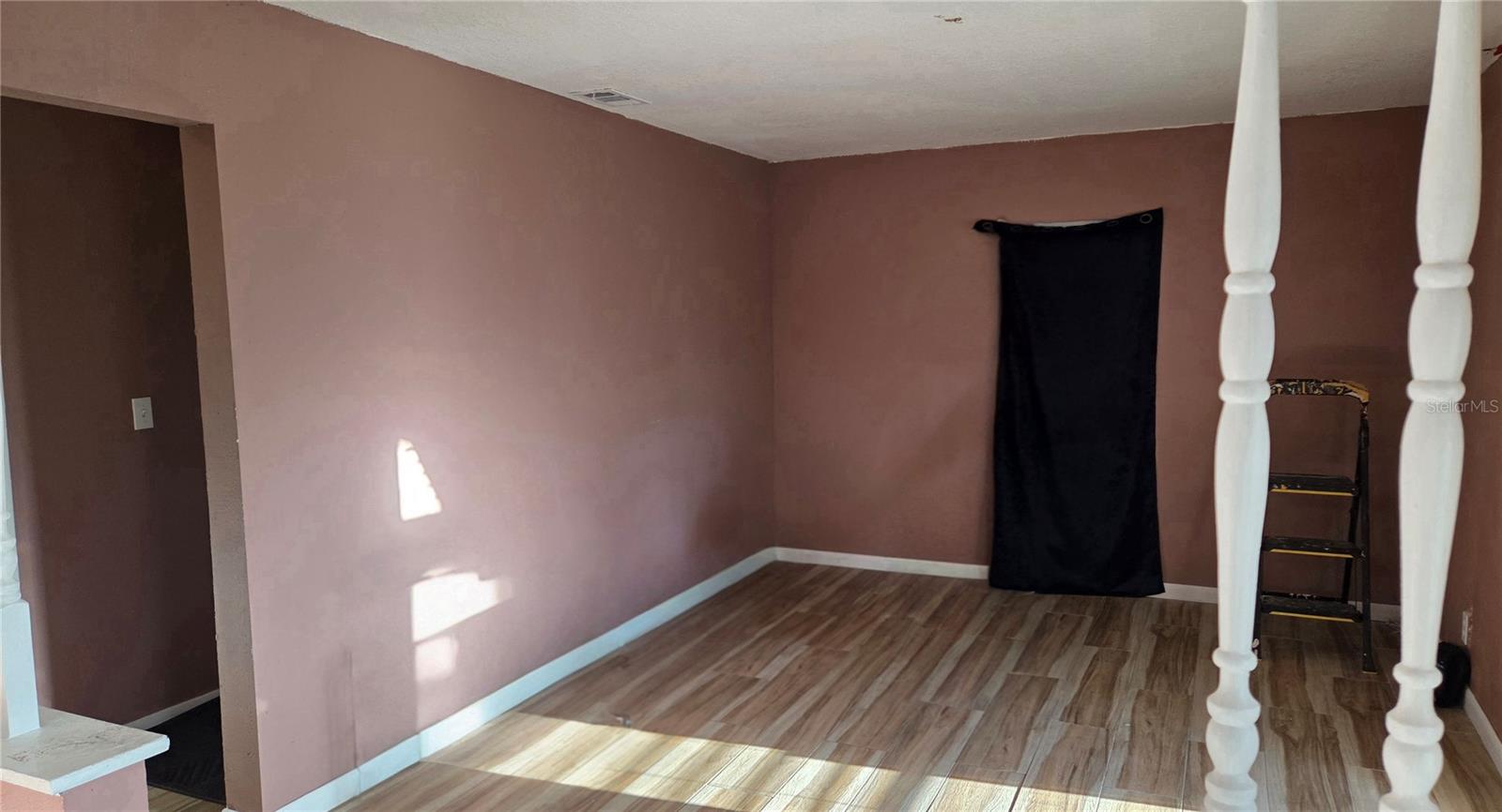 Image 5 of 16 For 3506 Darlington Drive