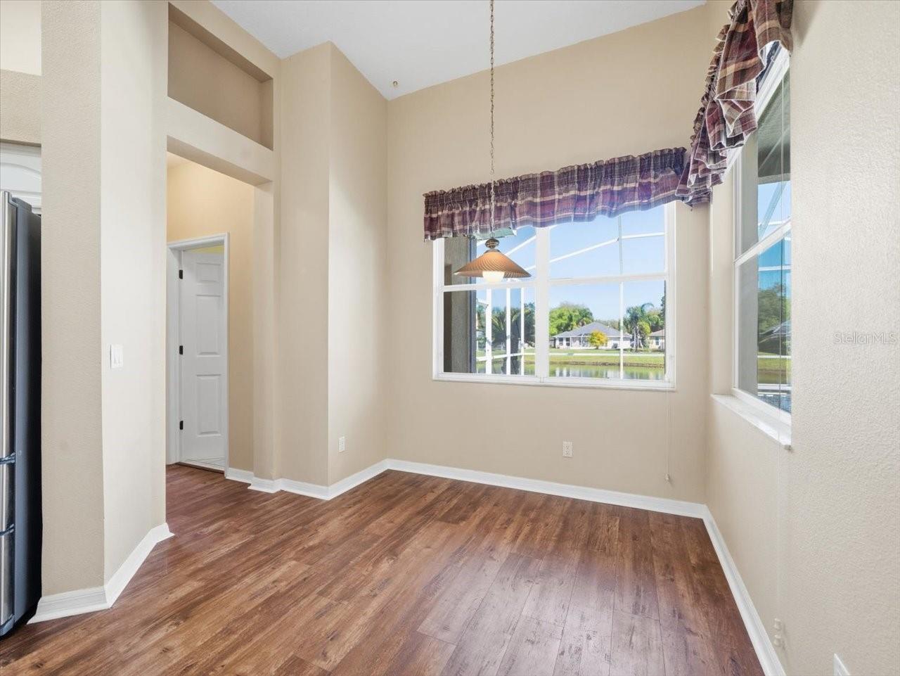 Image 21 of 48 For 19607 Morden Blush Drive