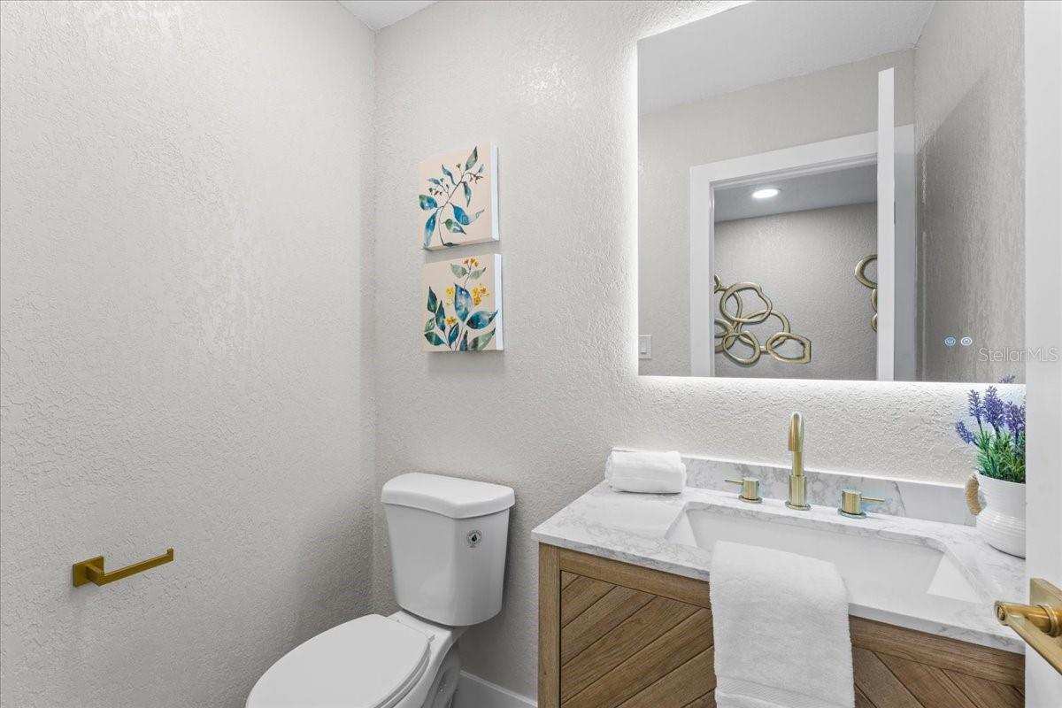 Image 27 of 34 For 2530 Diana Street