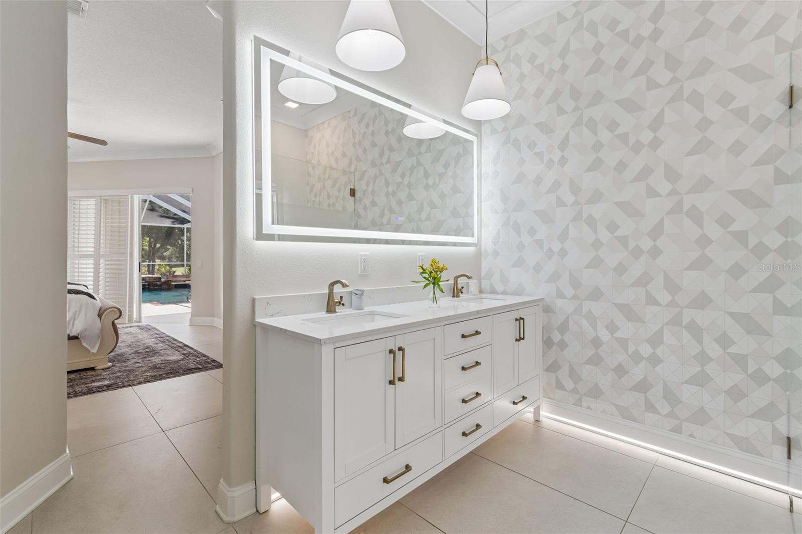 Image 12 of 95 For 10423 Greenhedges Drive