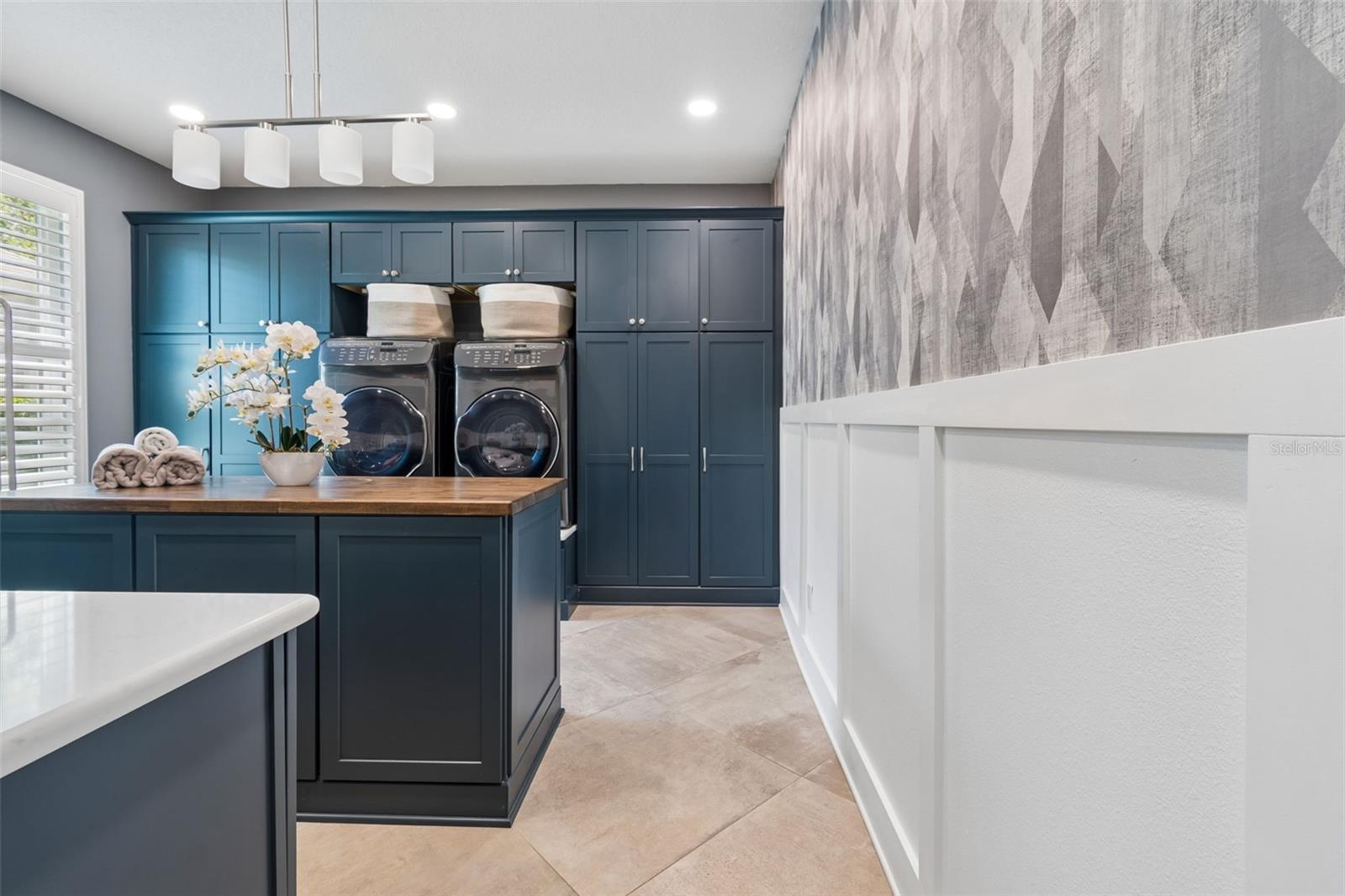 Image 36 of 95 For 10423 Greenhedges Drive