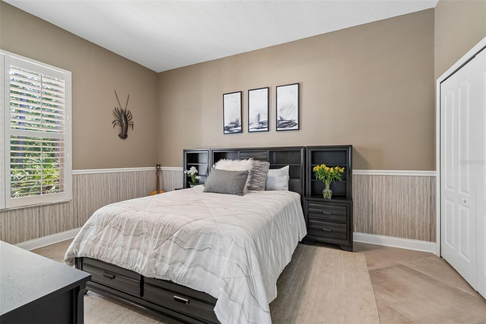 Image 41 of 95 For 10423 Greenhedges Drive