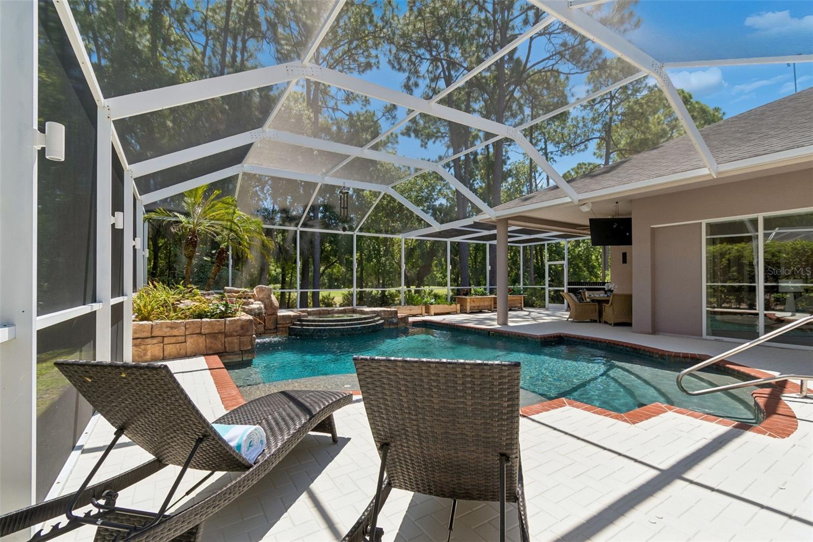 Image 52 of 95 For 10423 Greenhedges Drive