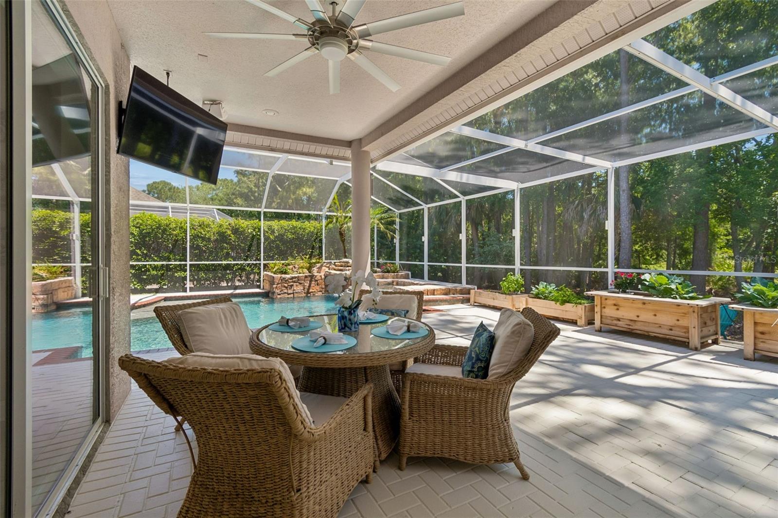 Image 56 of 95 For 10423 Greenhedges Drive