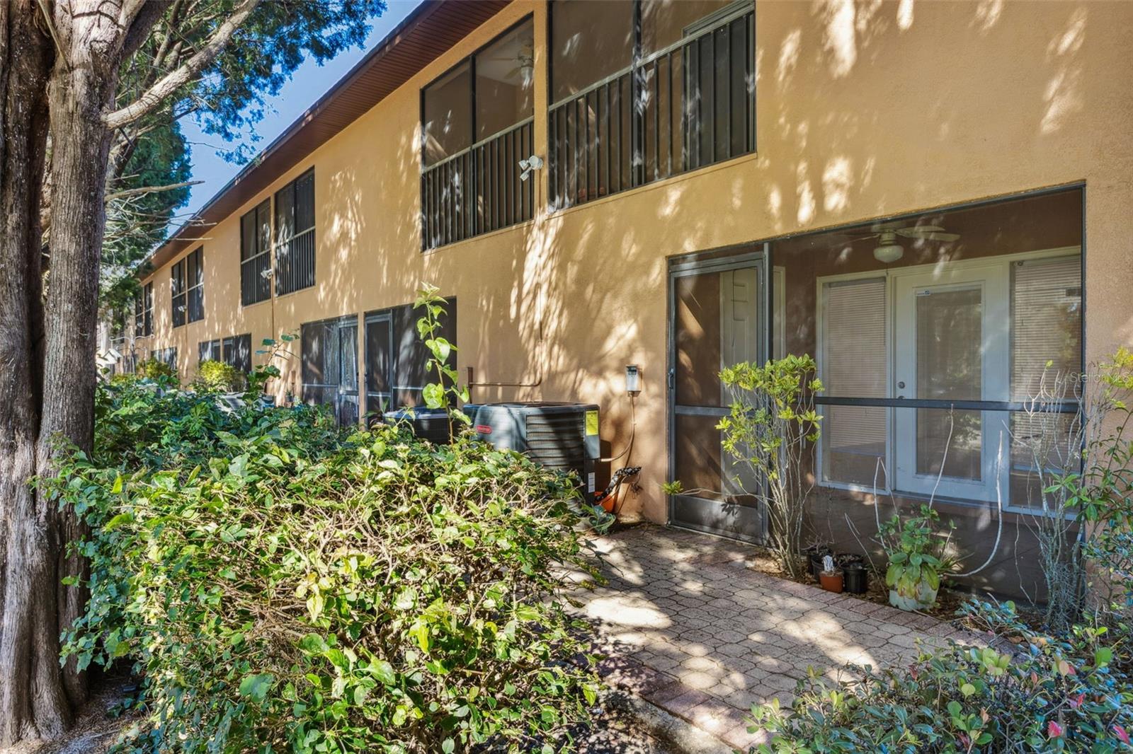 Image 23 of 25 For 14902 Par Club Circle