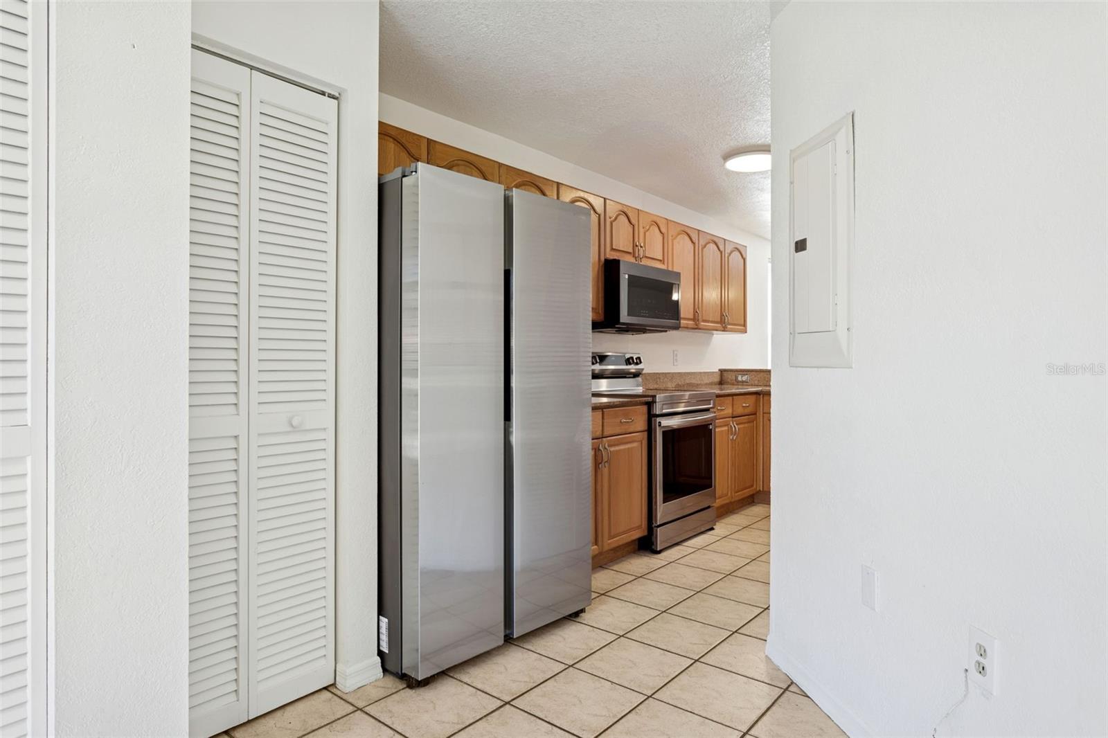 Image 6 of 25 For 14902 Par Club Circle