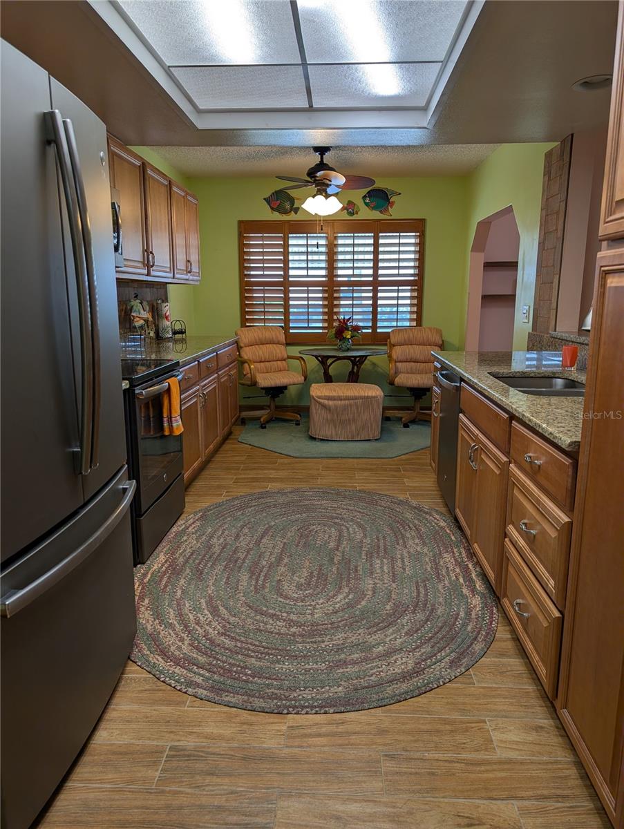 Image 14 of 73 For 9204 36th Way N 6