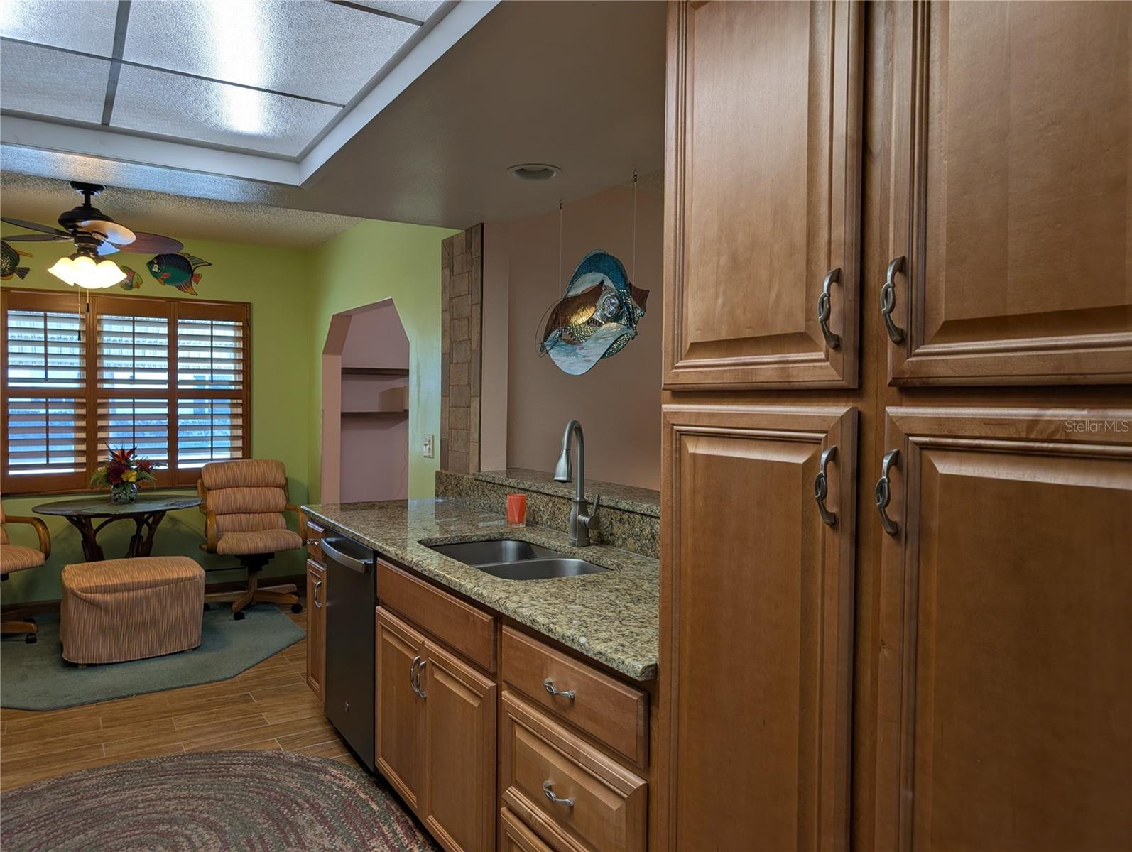 Image 16 of 73 For 9204 36th Way N 6