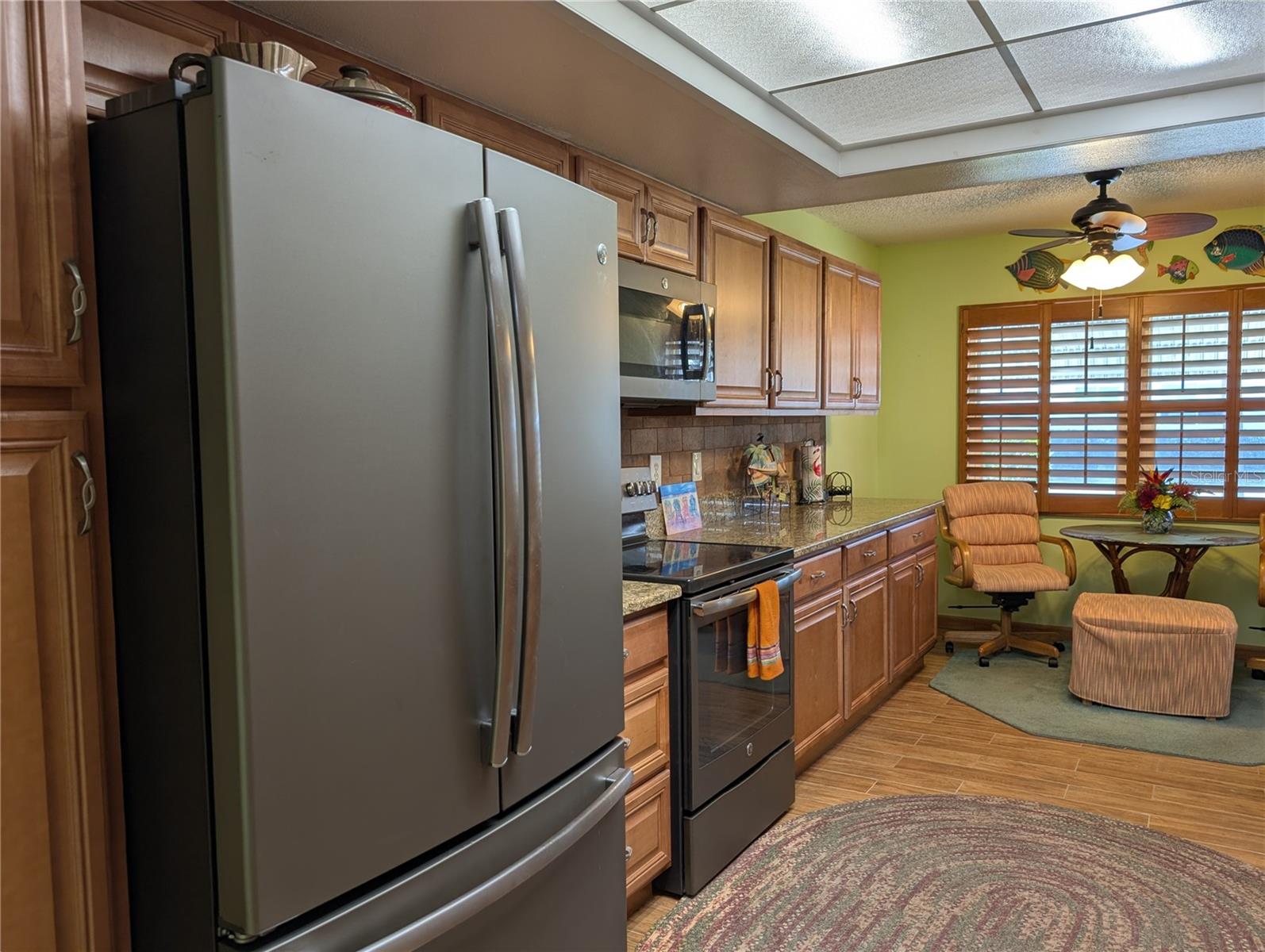 Image 21 of 73 For 9204 36th Way N 6