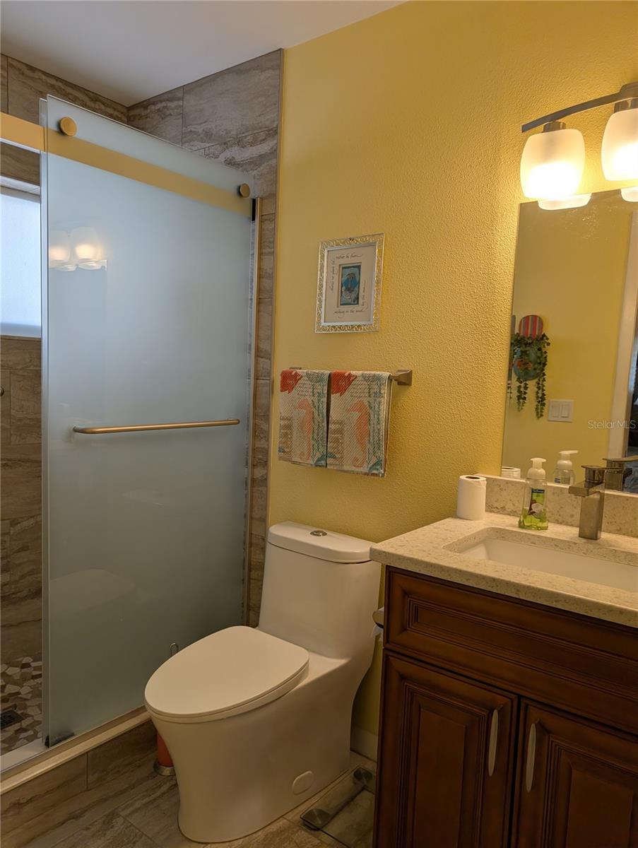 Image 33 of 73 For 9204 36th Way N 6