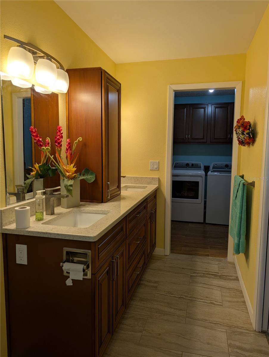 Image 34 of 73 For 9204 36th Way N 6