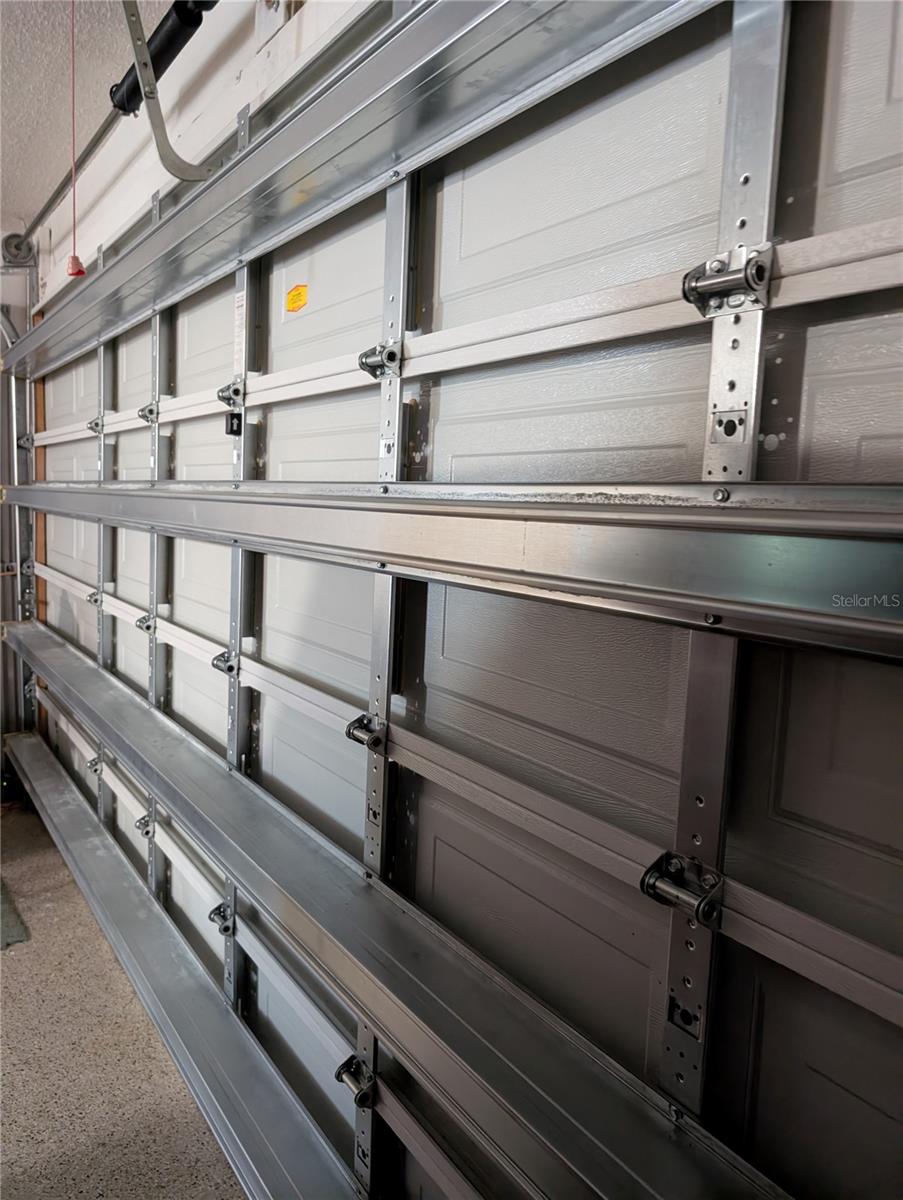 Image 39 of 73 For 9204 36th Way N 6