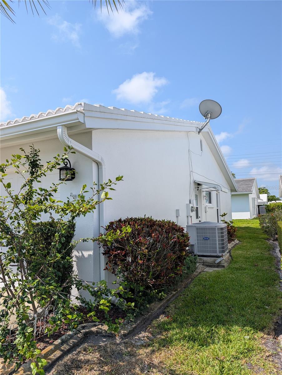 Image 50 of 73 For 9204 36th Way N 6