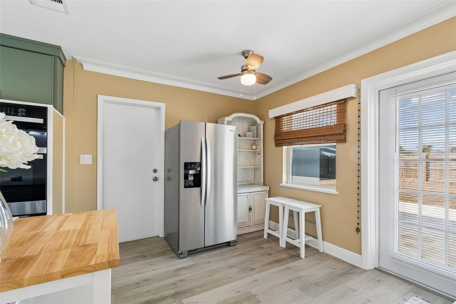 Image 12 of 34 For 3601 Yardley Avenue N