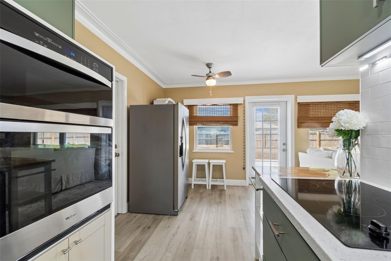 Image 19 of 34 For 3601 Yardley Avenue N