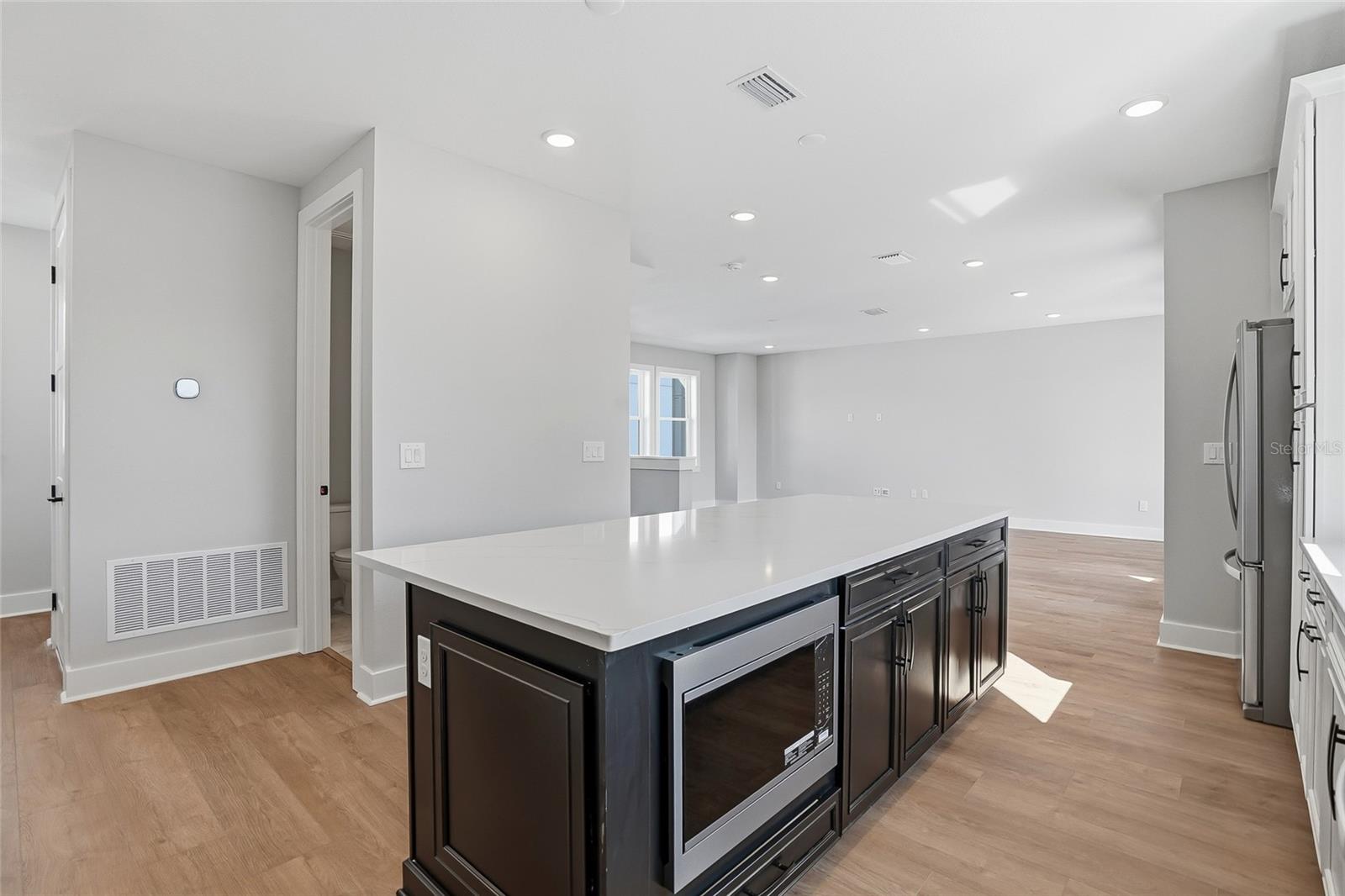 Image 17 of 50 For 3003 1st Avenue N