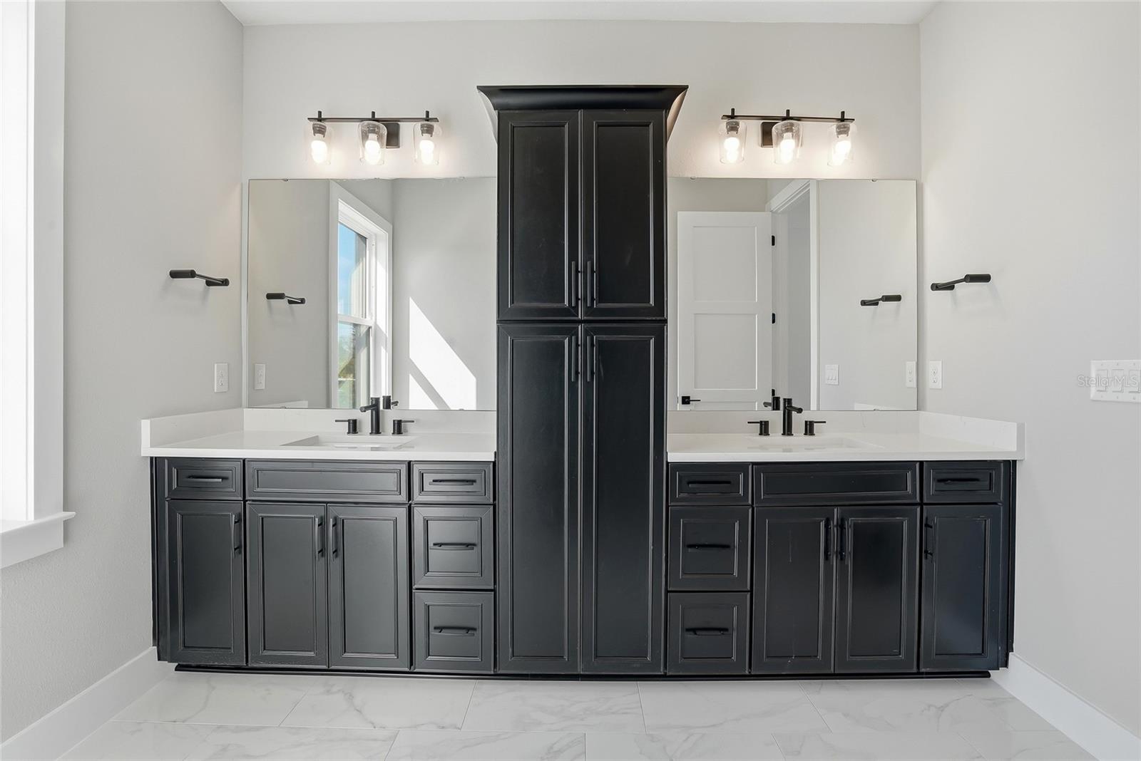 Image 35 of 50 For 3003 1st Avenue N