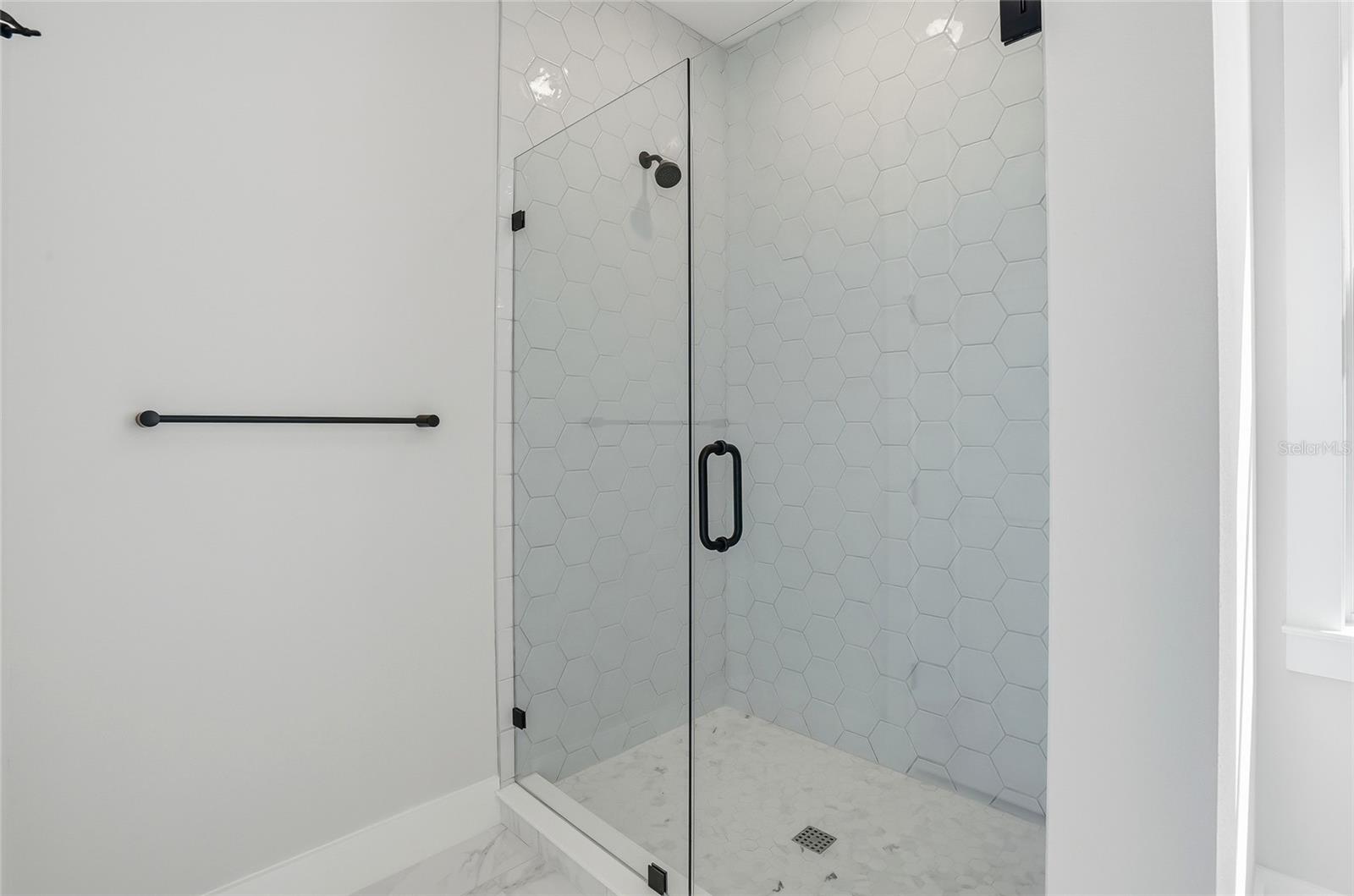 Image 37 of 50 For 3003 1st Avenue N