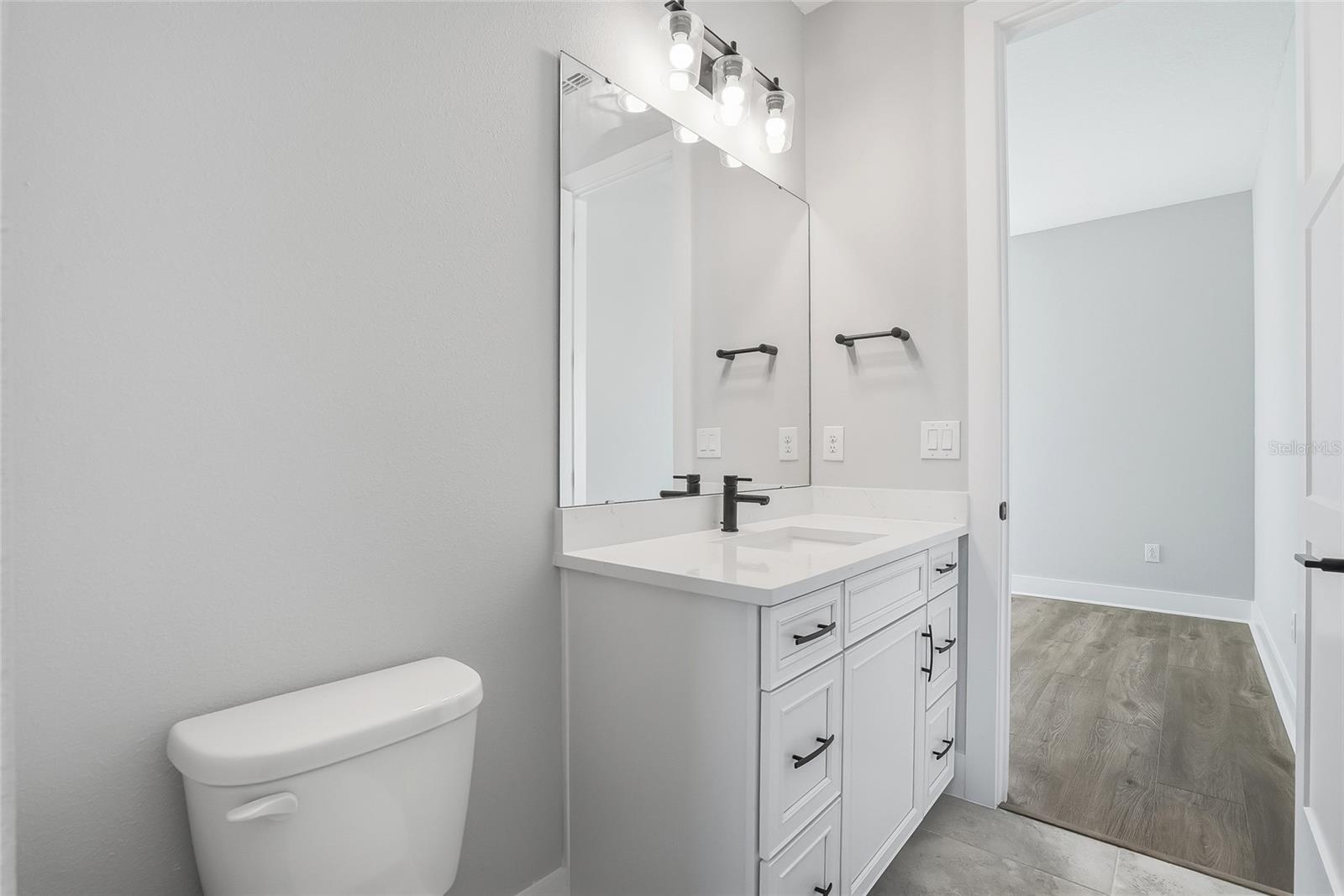 Image 43 of 50 For 3003 1st Avenue N