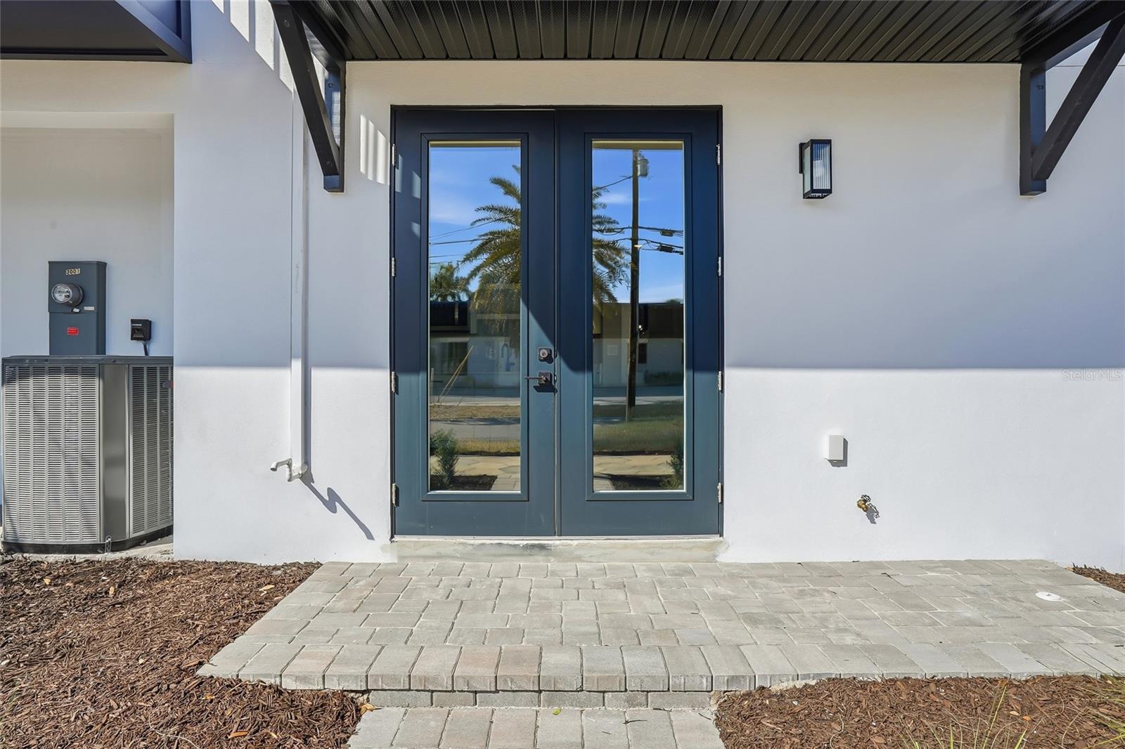 Image 46 of 50 For 3003 1st Avenue N