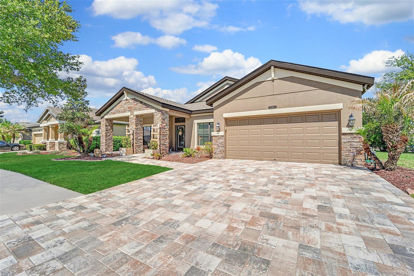 Image 30 of 35 For 21827 Southern Charm Drive