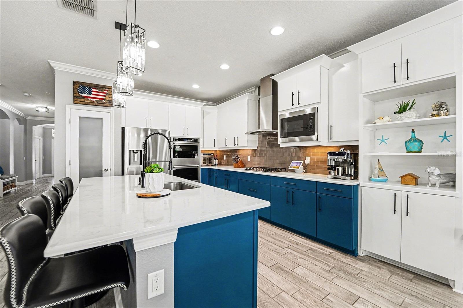 Image 6 of 35 For 21827 Southern Charm Drive