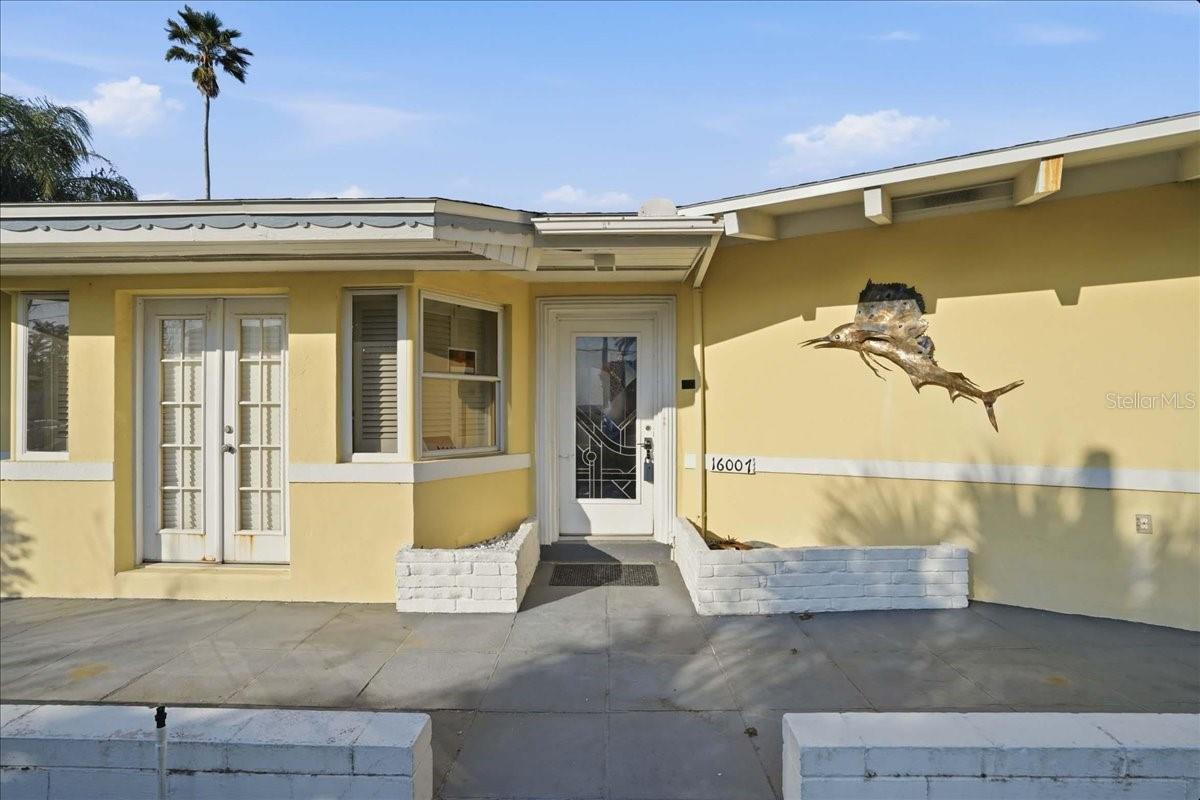 Image 23 of 66 For 16007 Gulf Boulevard