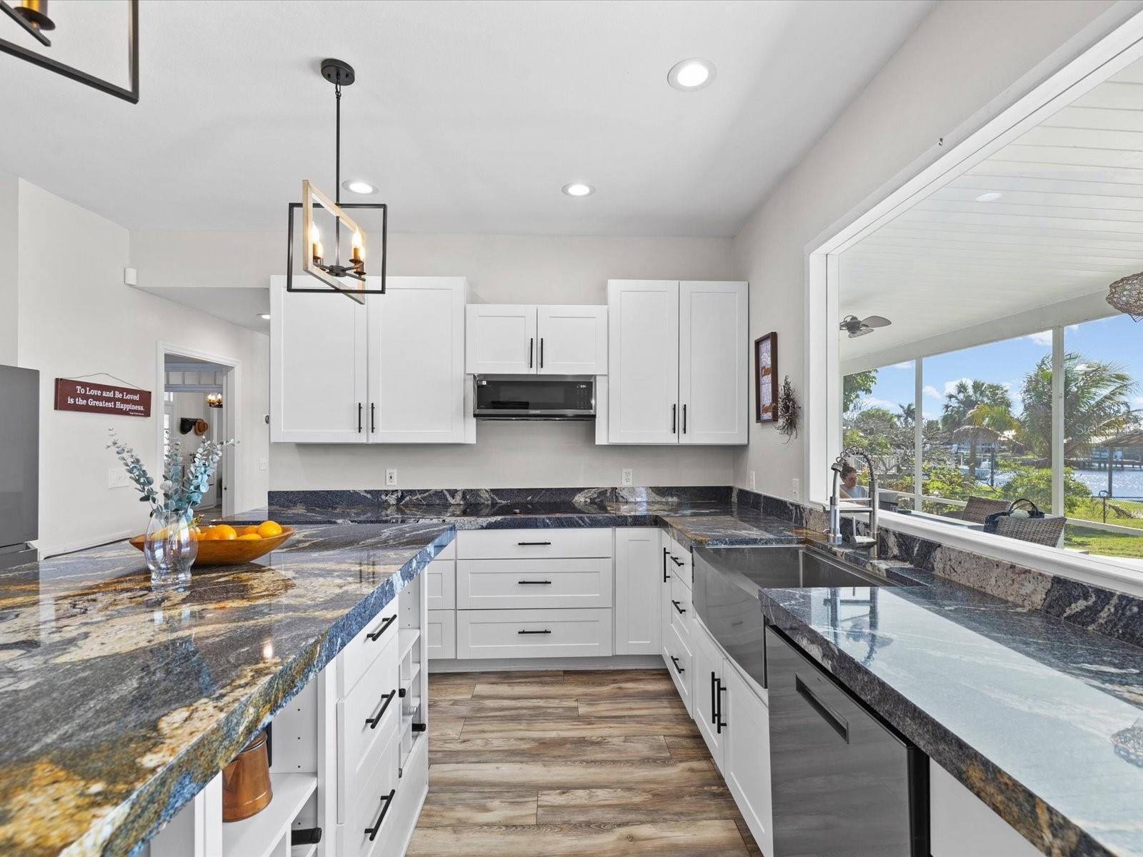 Image 23 of 100 For 1414 Deirdre Drive