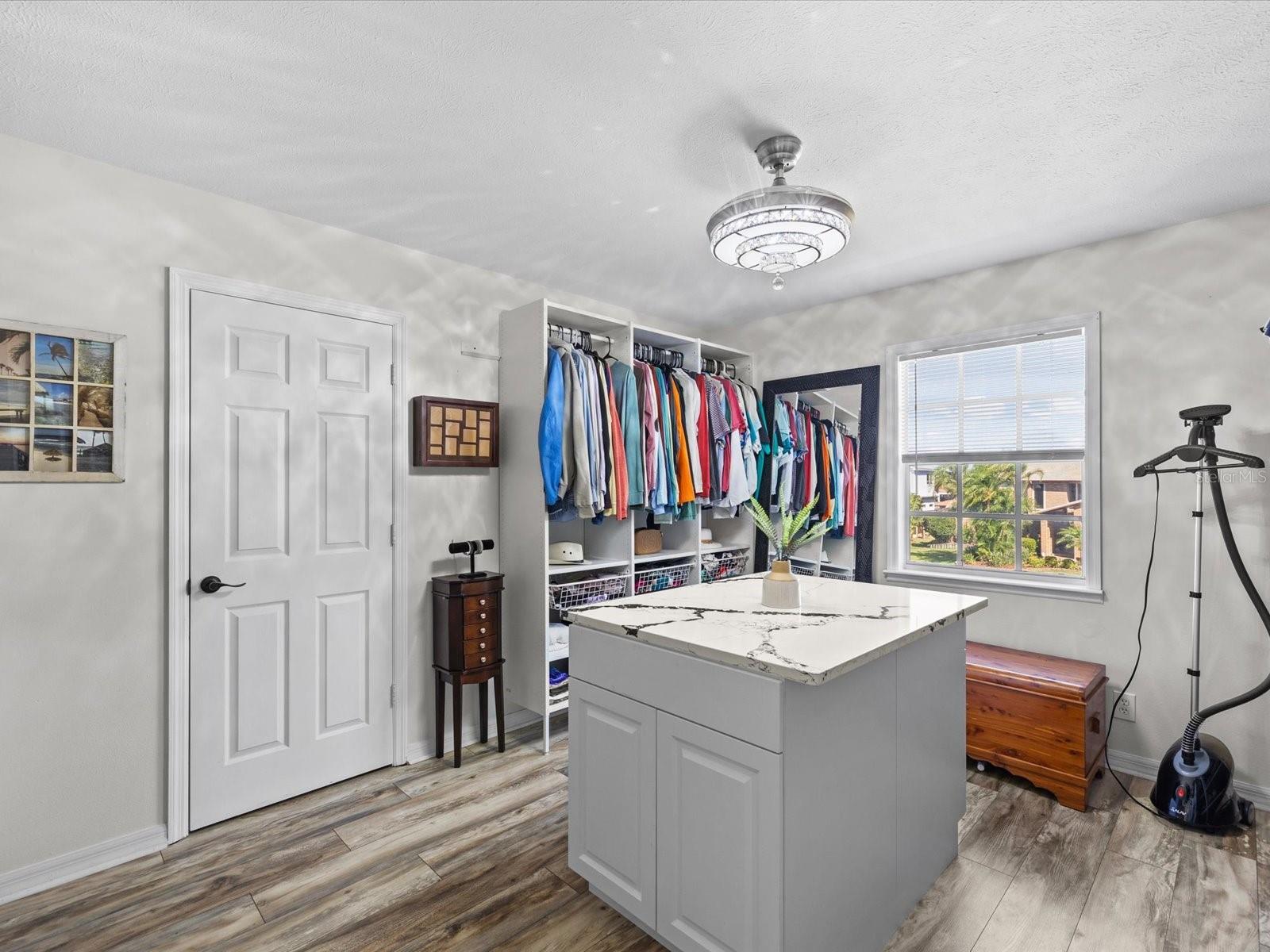 Image 32 of 100 For 1414 Deirdre Drive