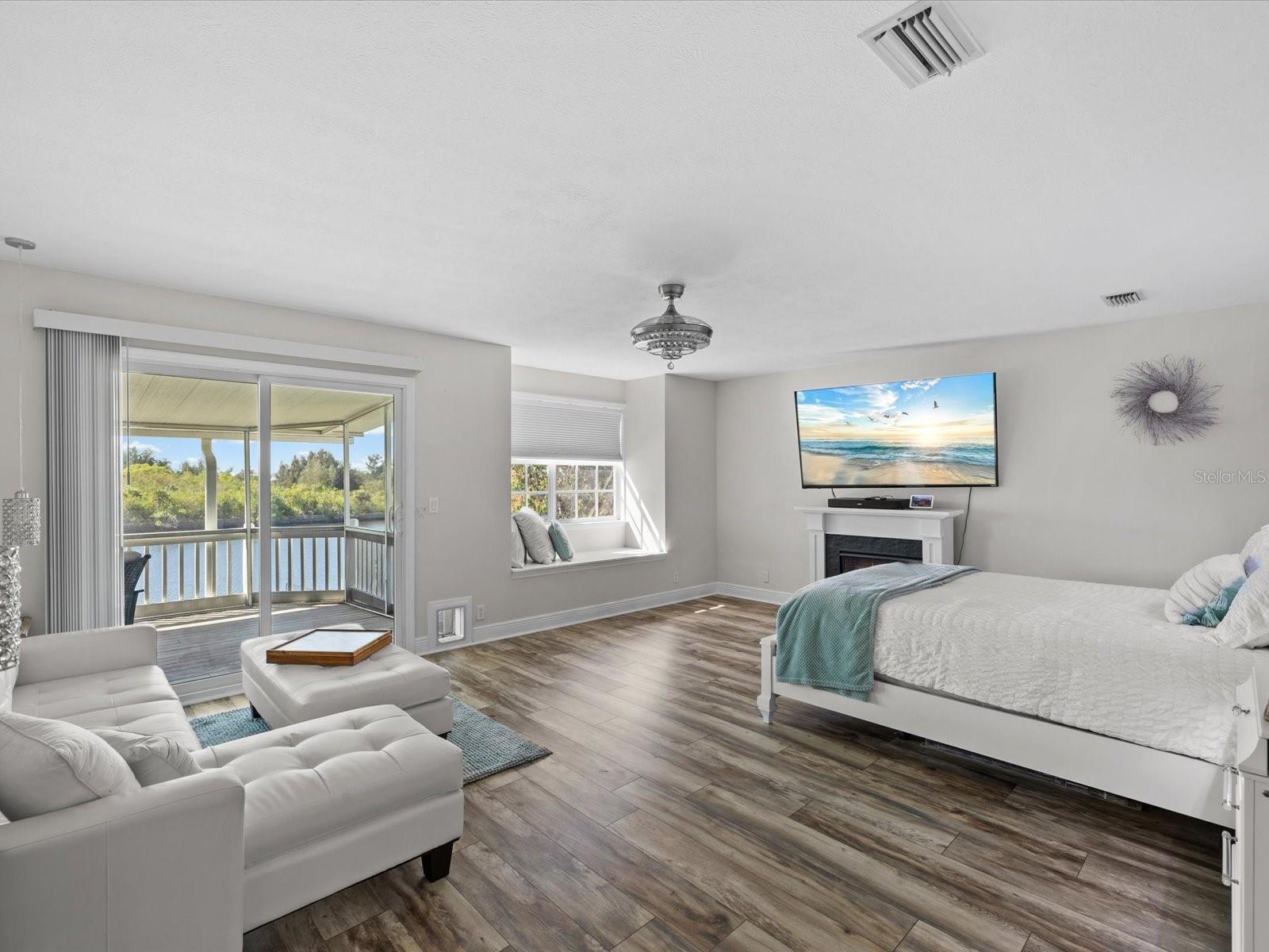 Image 39 of 100 For 1414 Deirdre Drive