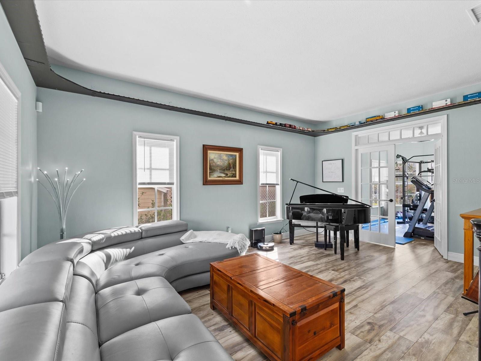 Image 7 of 100 For 1414 Deirdre Drive