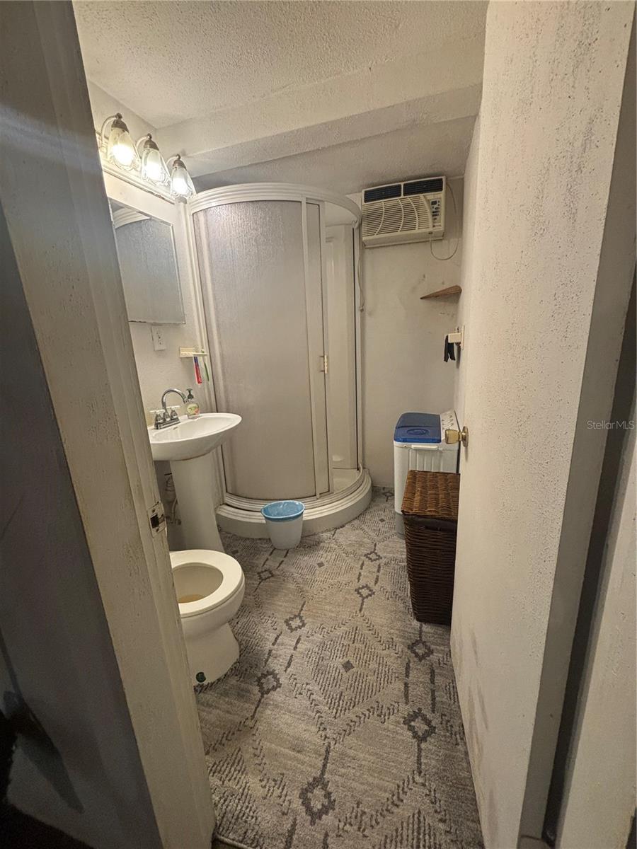 Image 16 of 20 For 1811 Beachway Lane