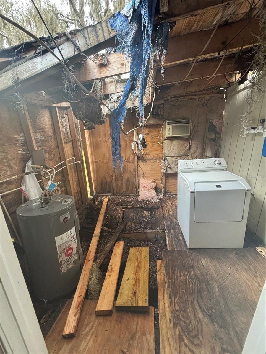 Image 17 of 20 For 1811 Beachway Lane