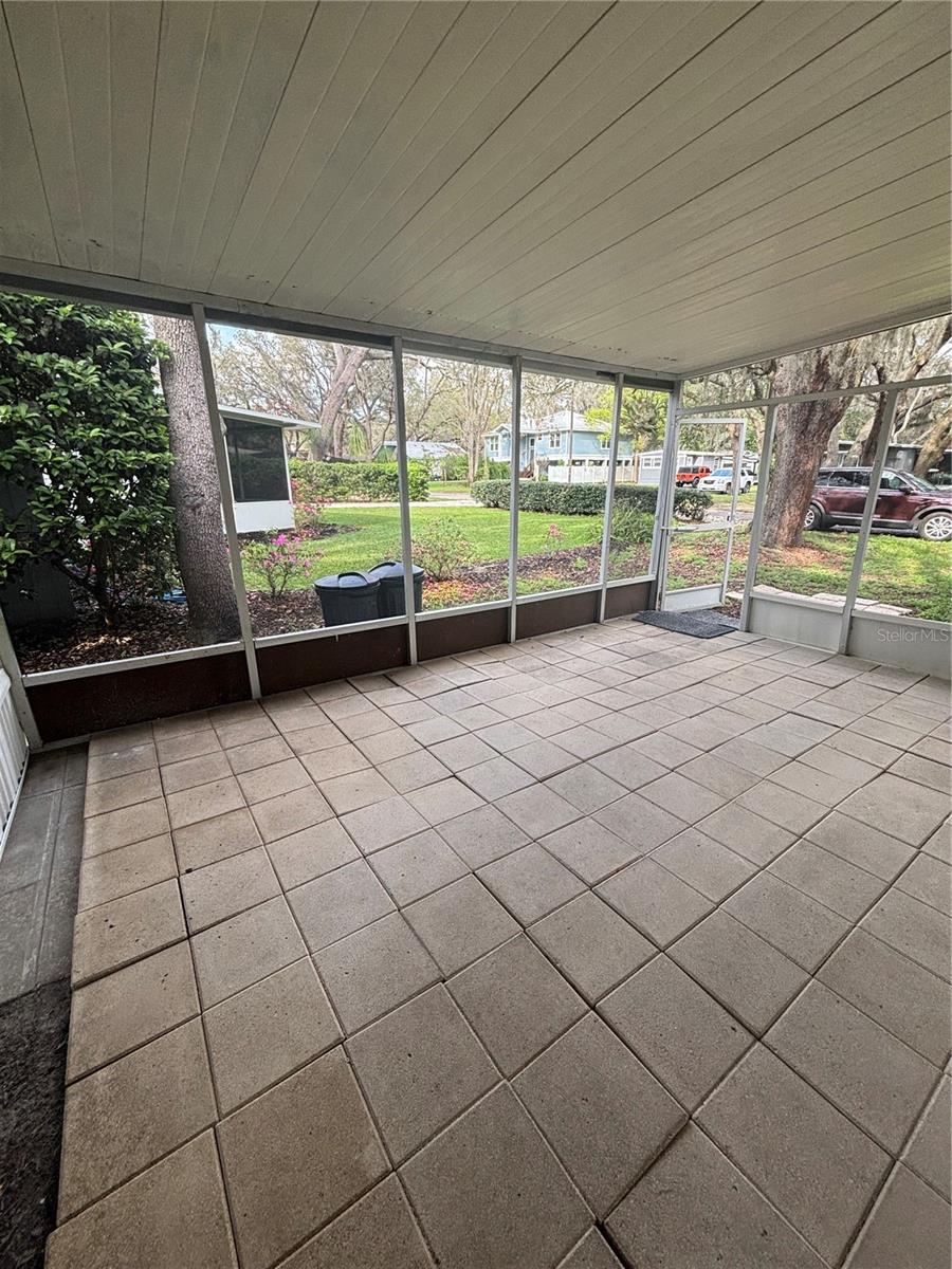 Image 6 of 20 For 1811 Beachway Lane